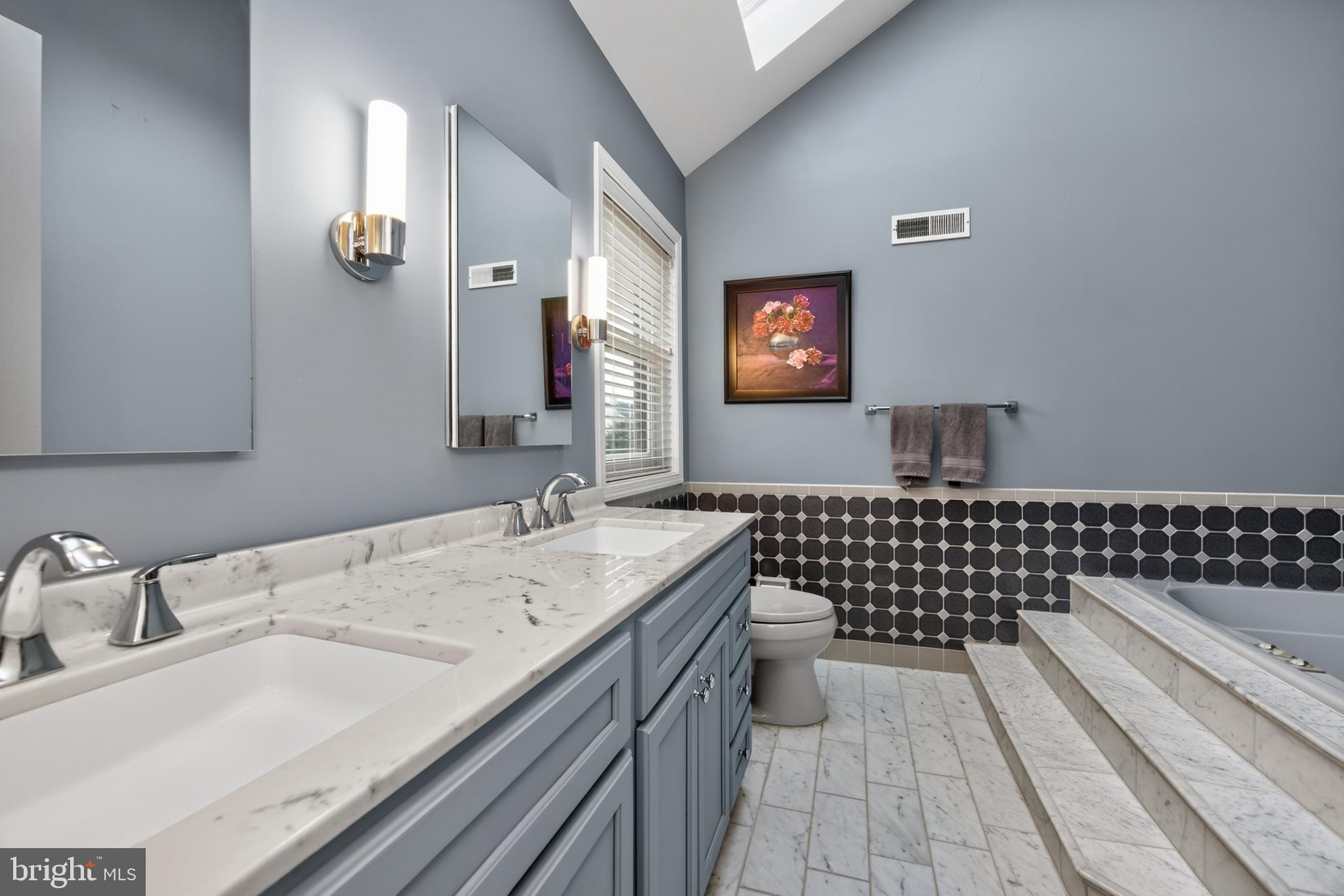 COLLEGEVILLE CROSS - Residential