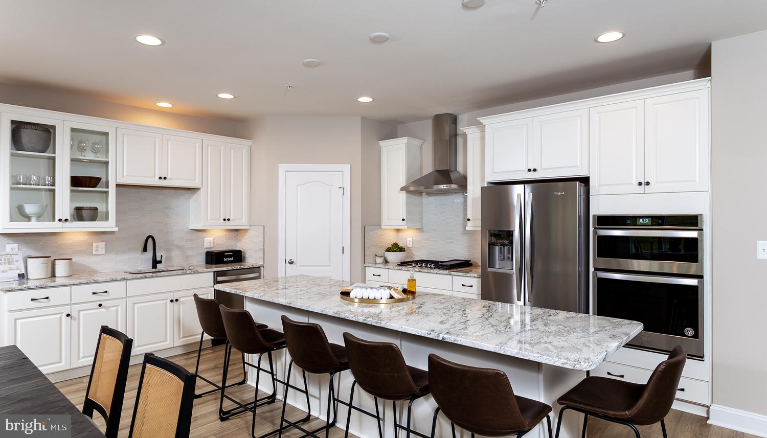 ROSEHILL MANOR - Residential