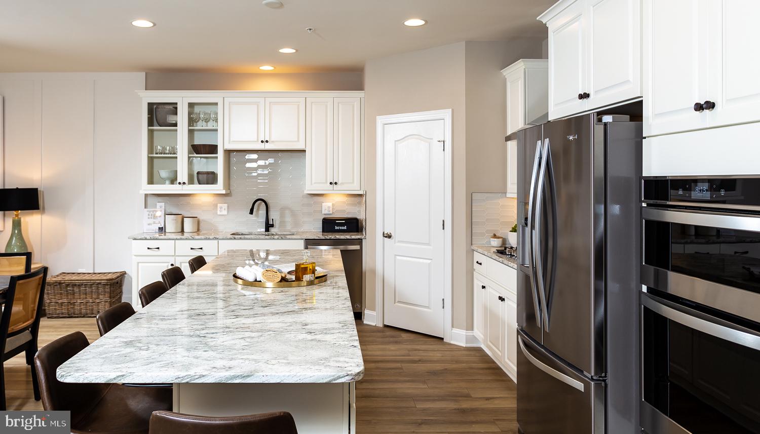 ROSEHILL MANOR - Residential