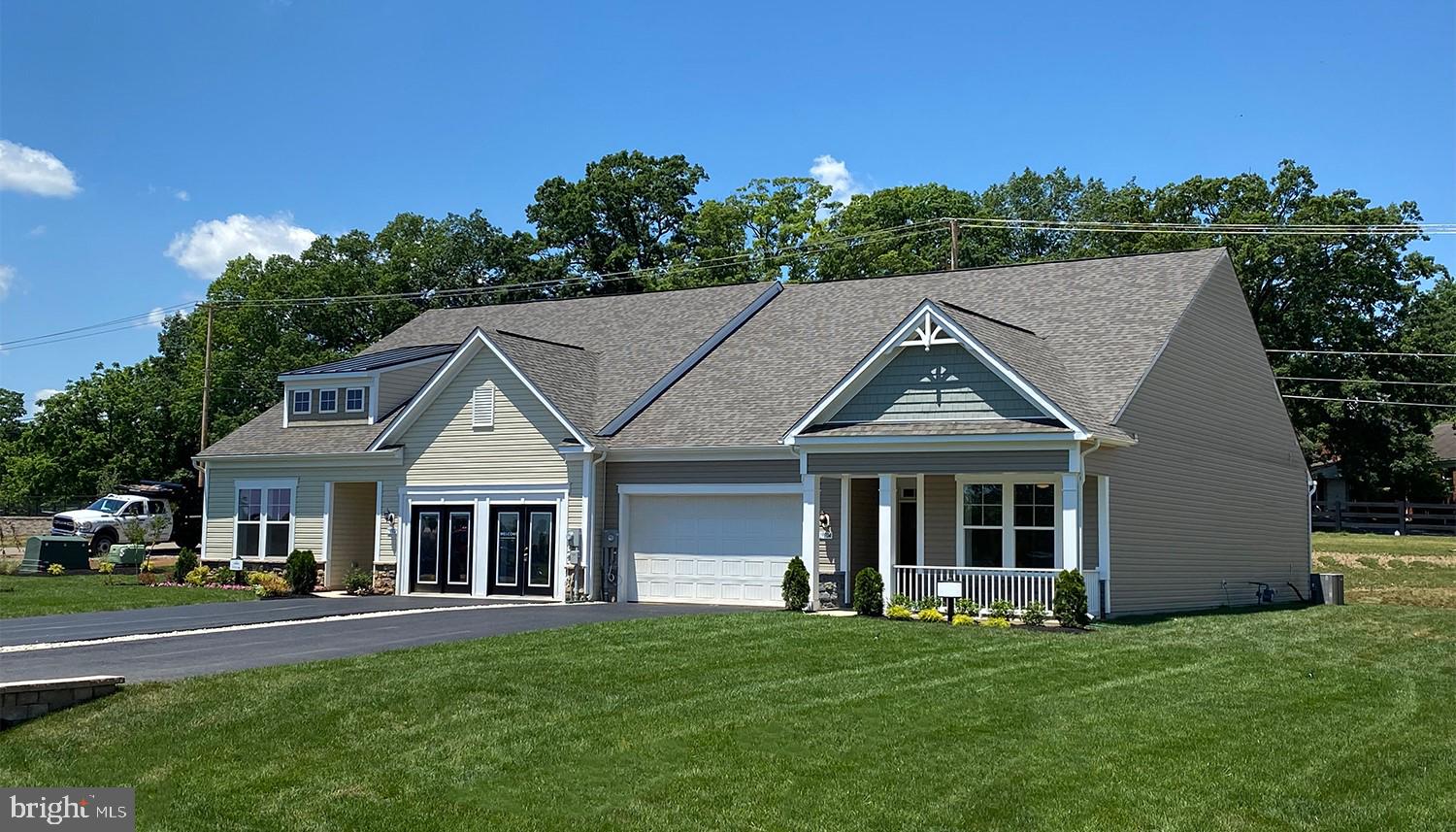 ROSEHILL MANOR - Residential