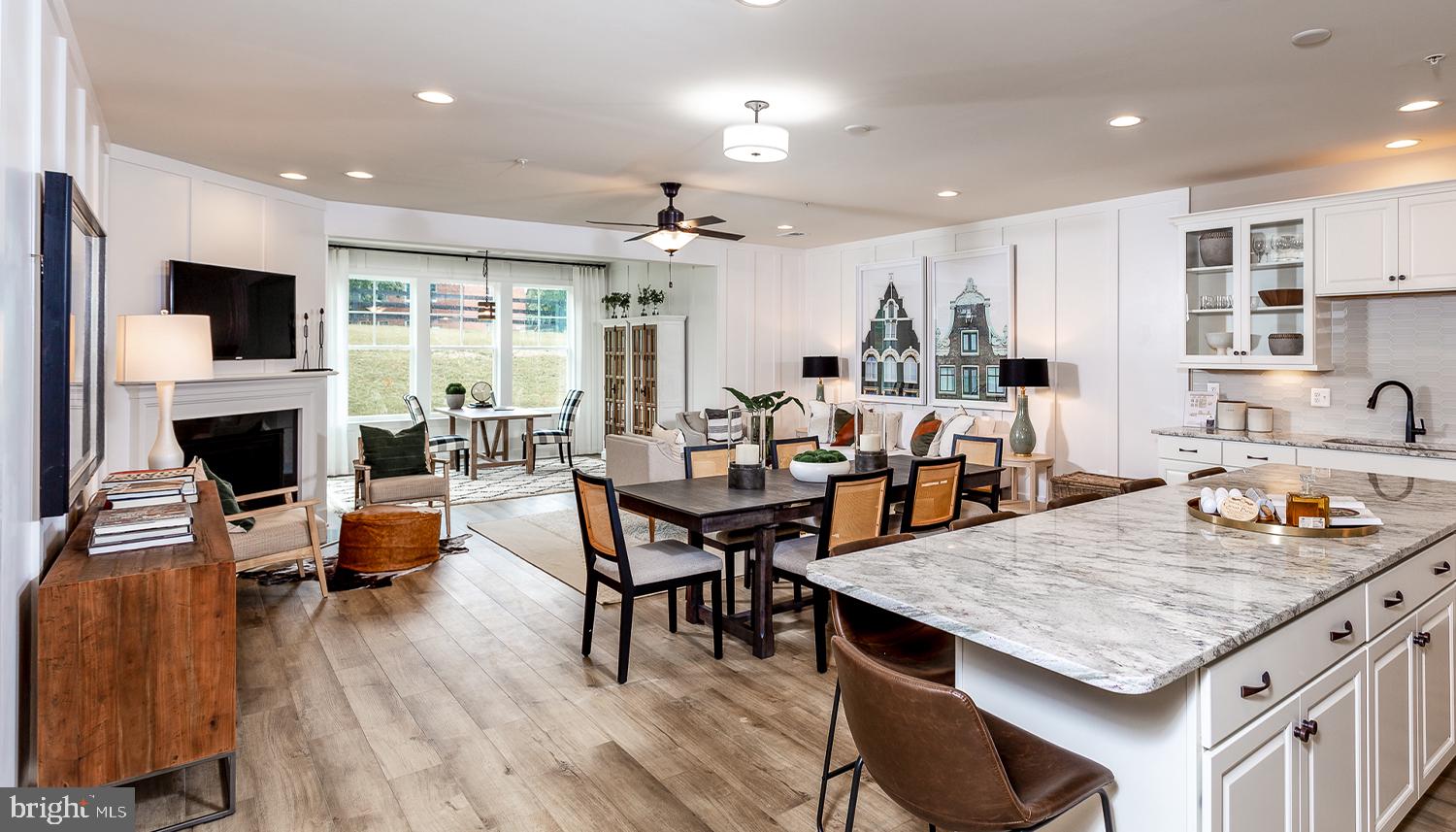 ROSEHILL MANOR - Residential