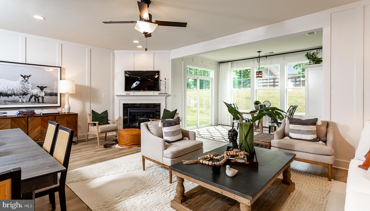 ROSEHILL MANOR - Residential