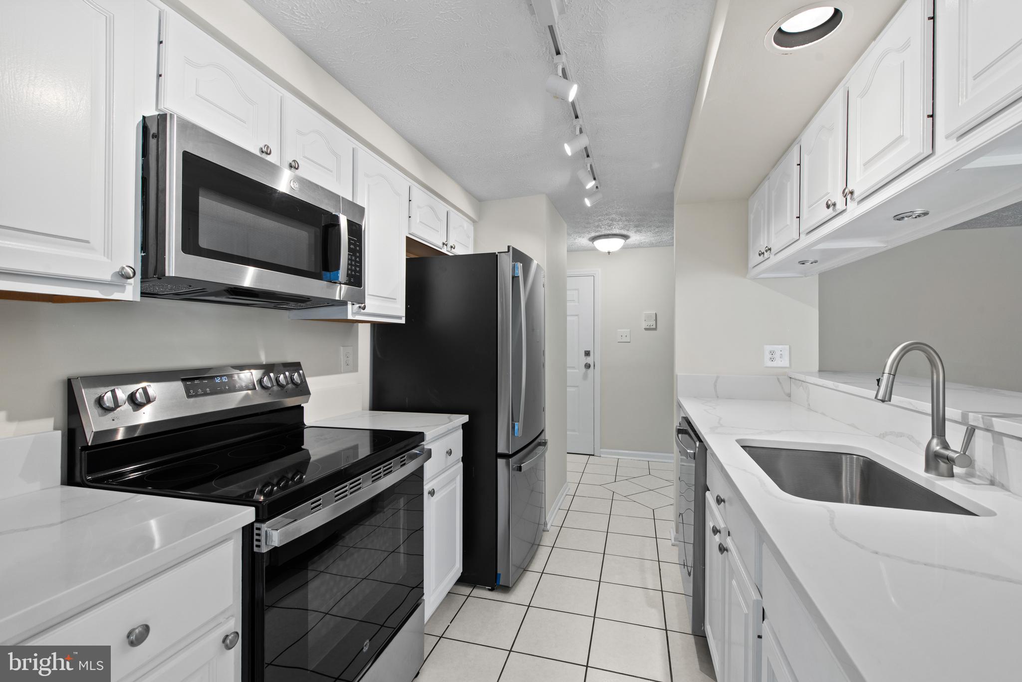 DEERFIELD - Residential