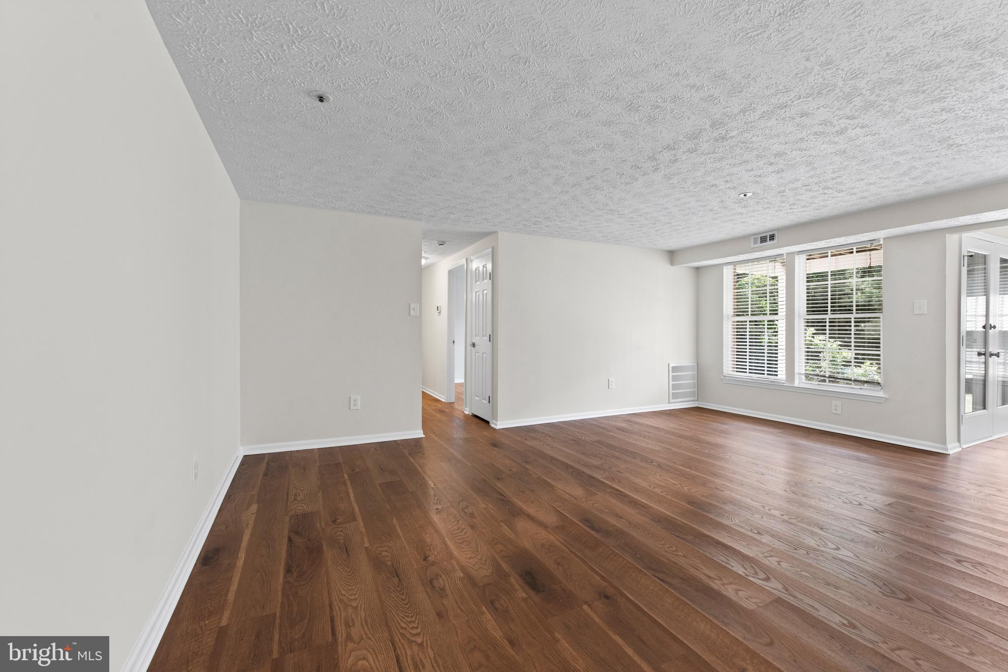 DEERFIELD - Residential