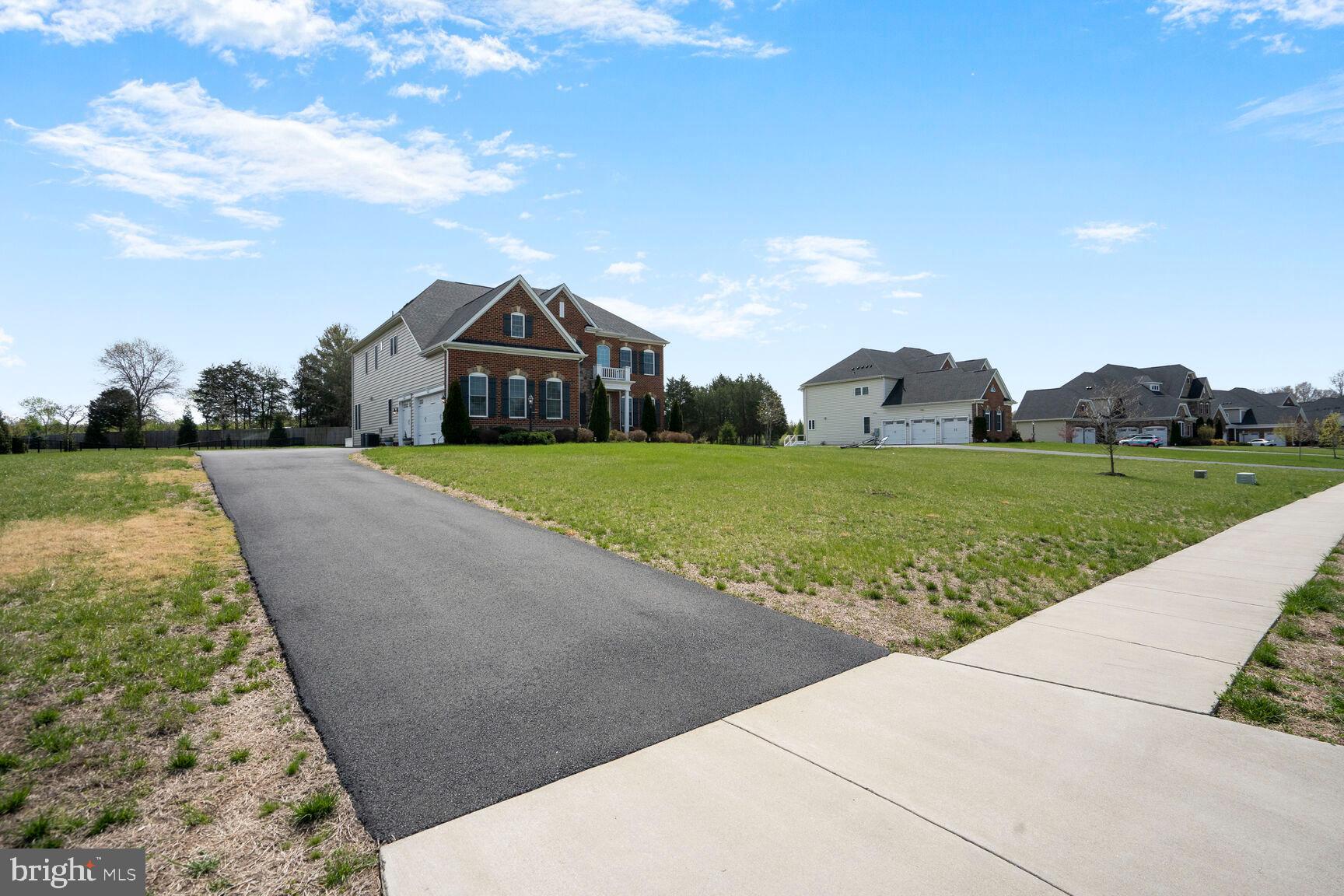 ELK RIDGE ESTATES - Residential