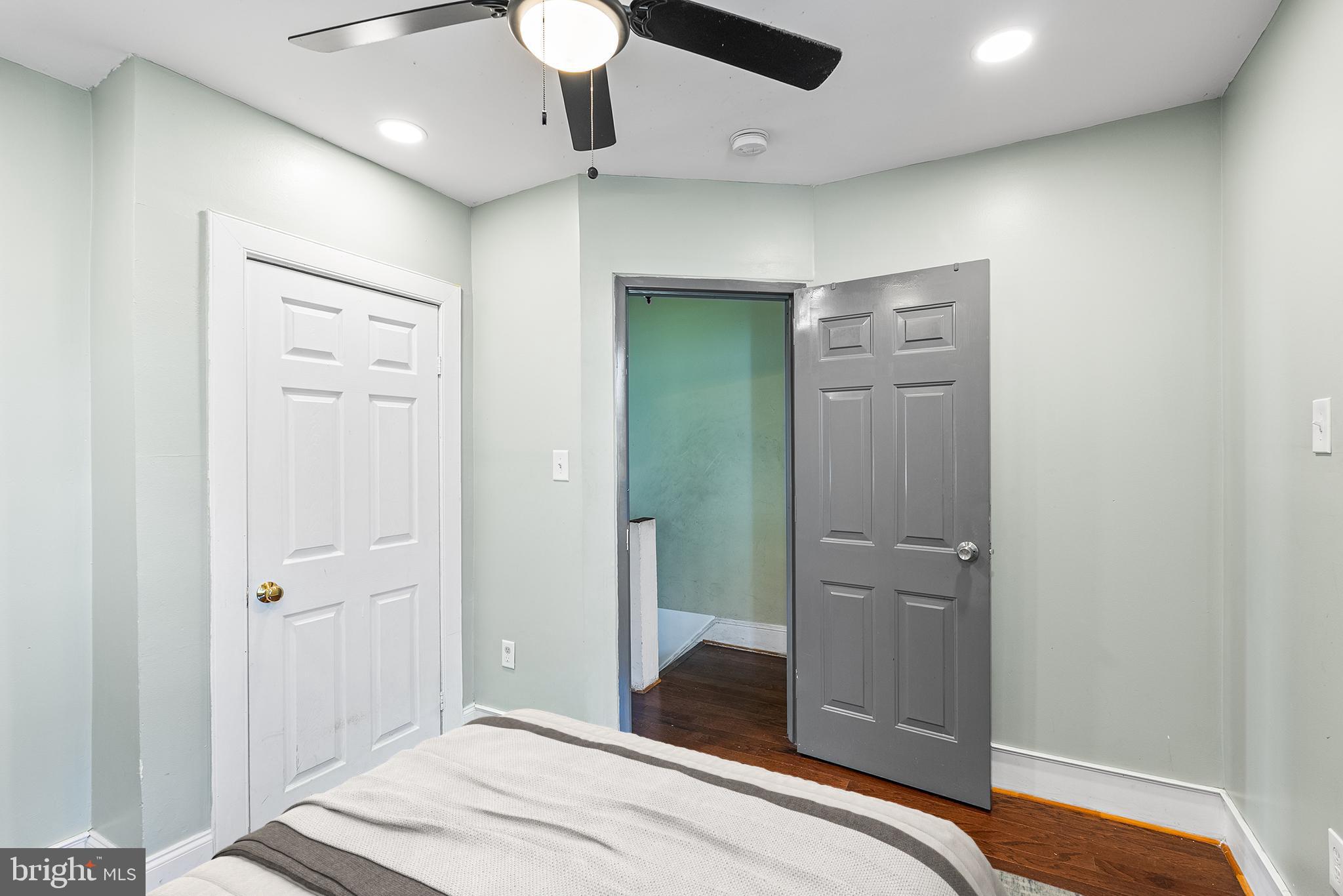 WEST PHILADELPHIA - Residential