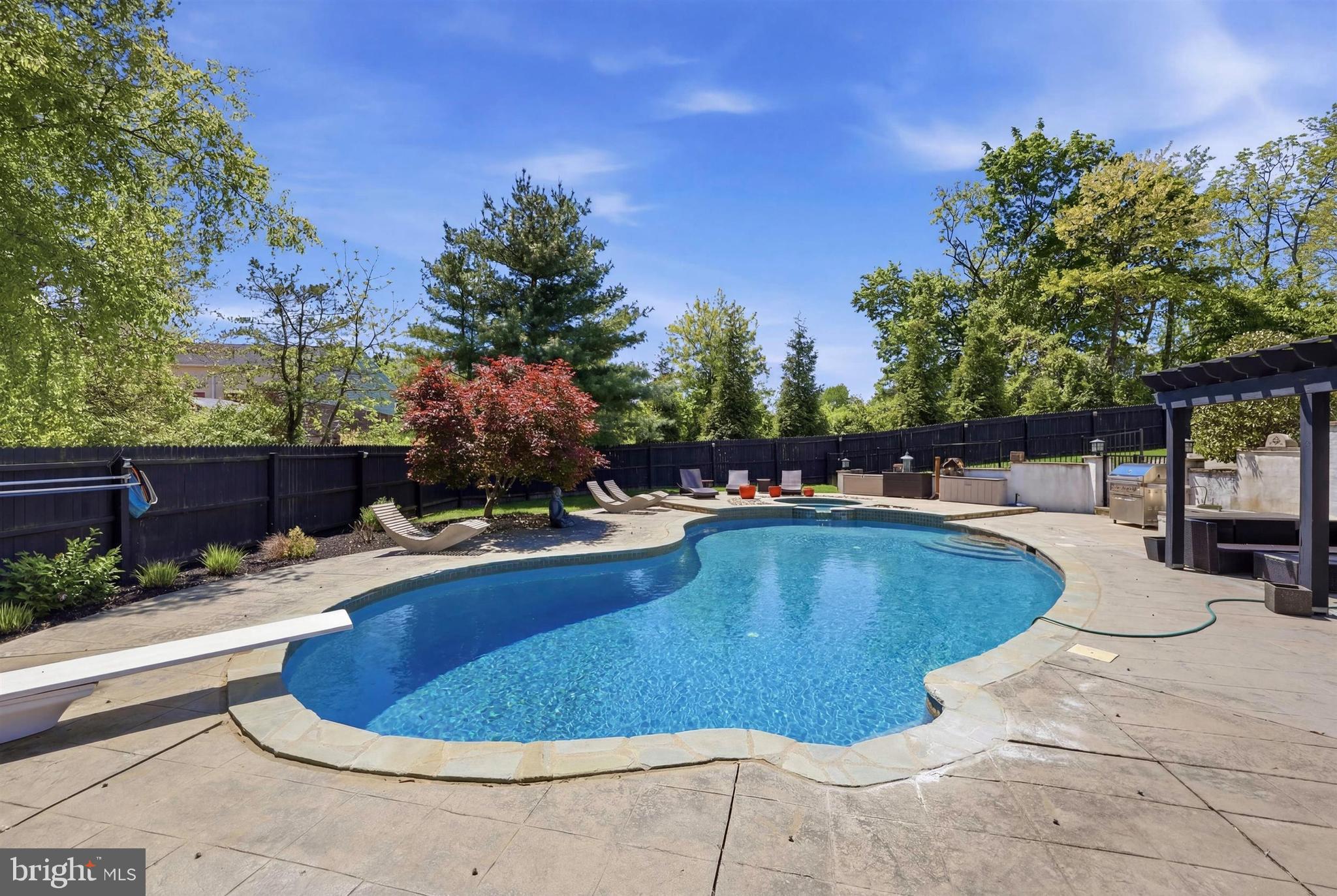 GREENHILL TERRACE - Residential