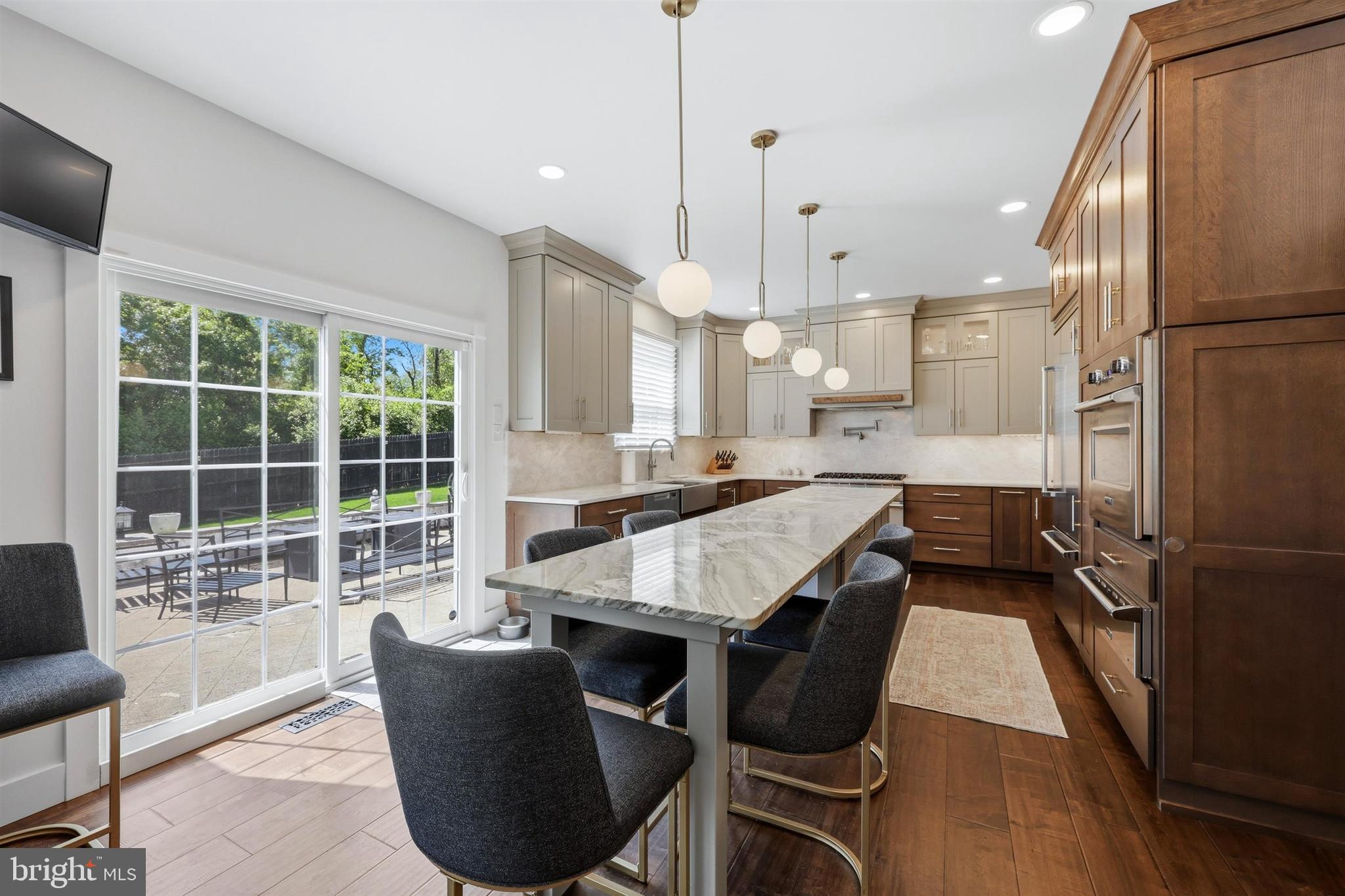 GREENHILL TERRACE - Residential