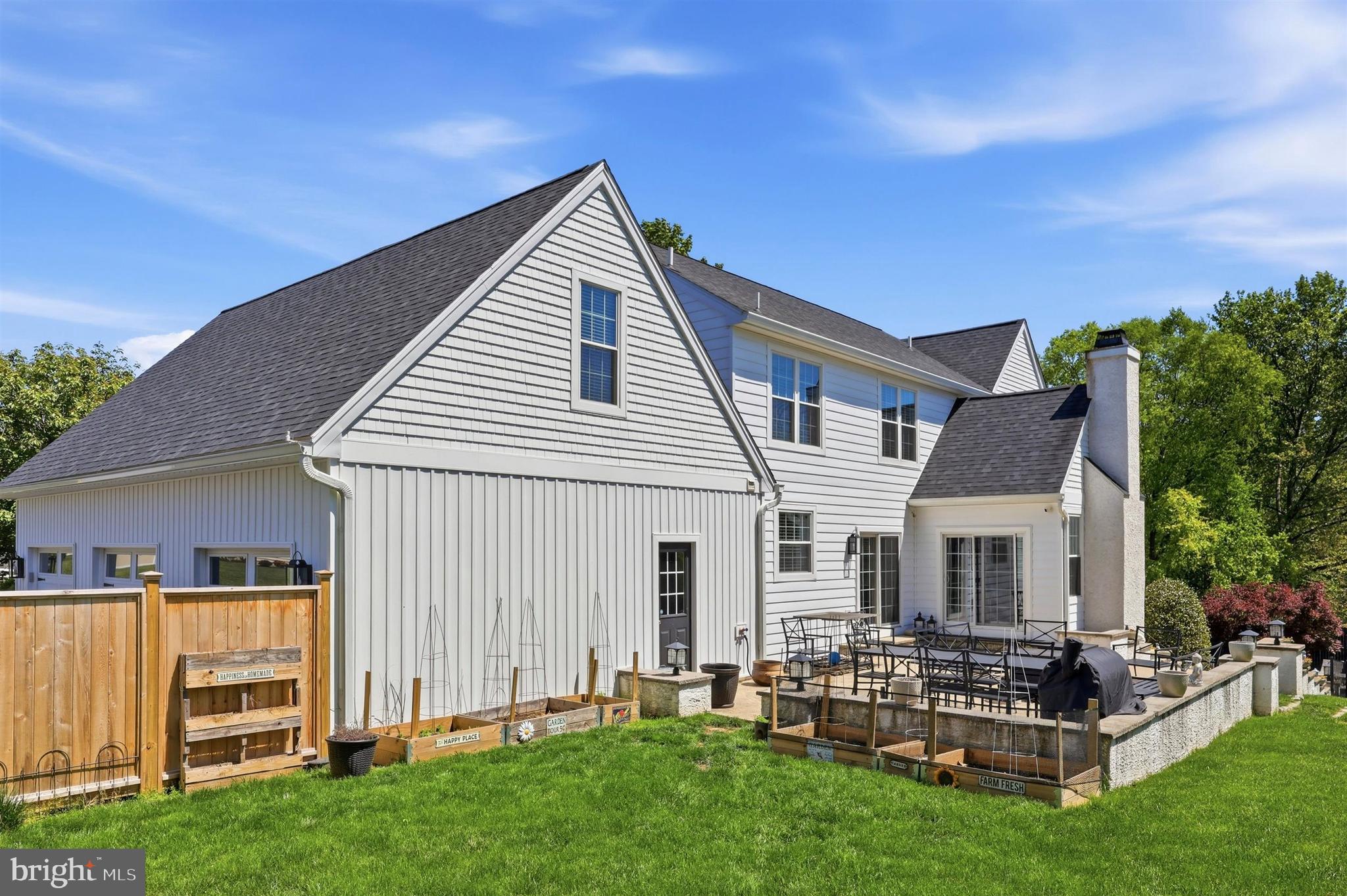 GREENHILL TERRACE - Residential