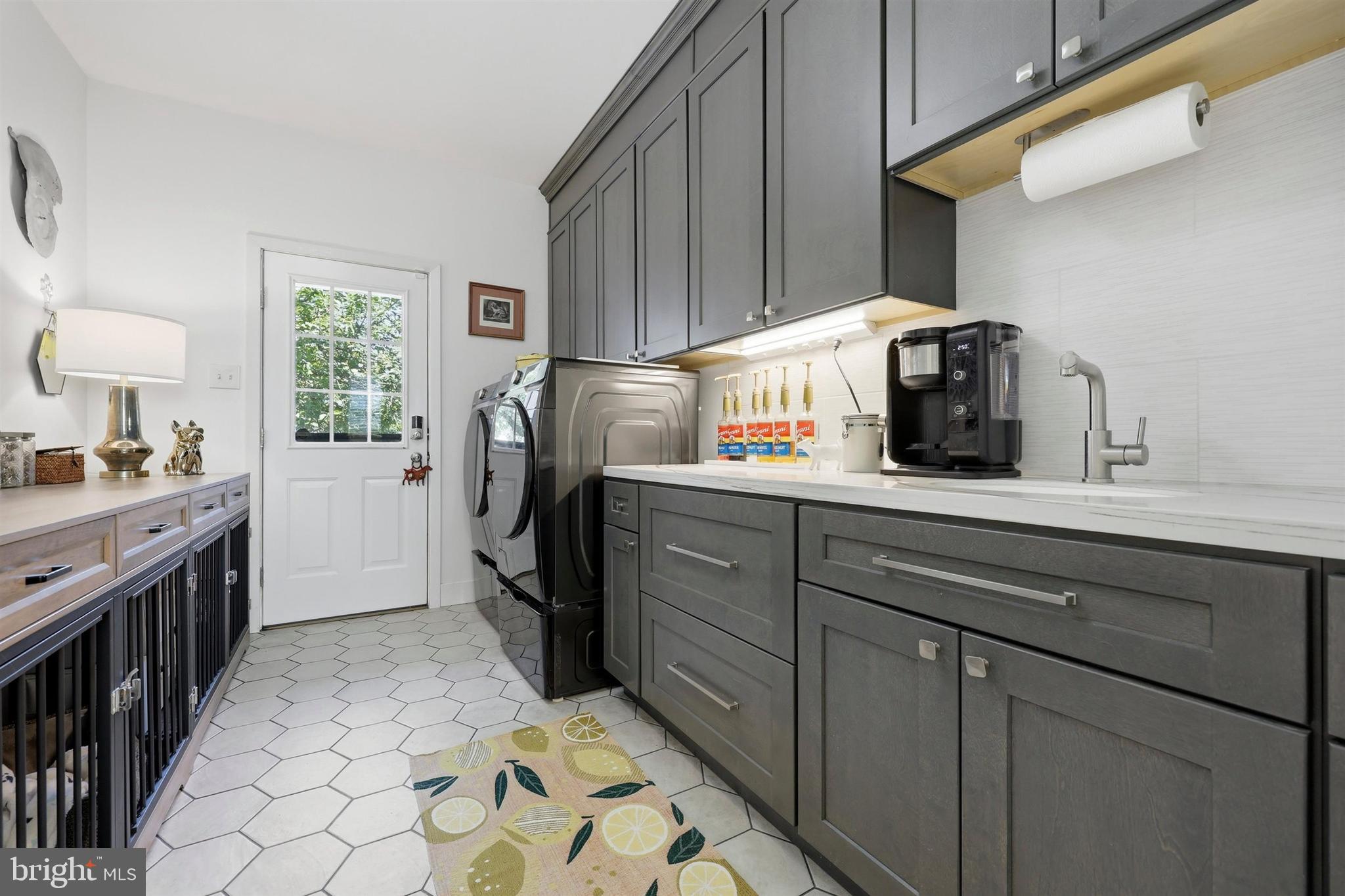 GREENHILL TERRACE - Residential