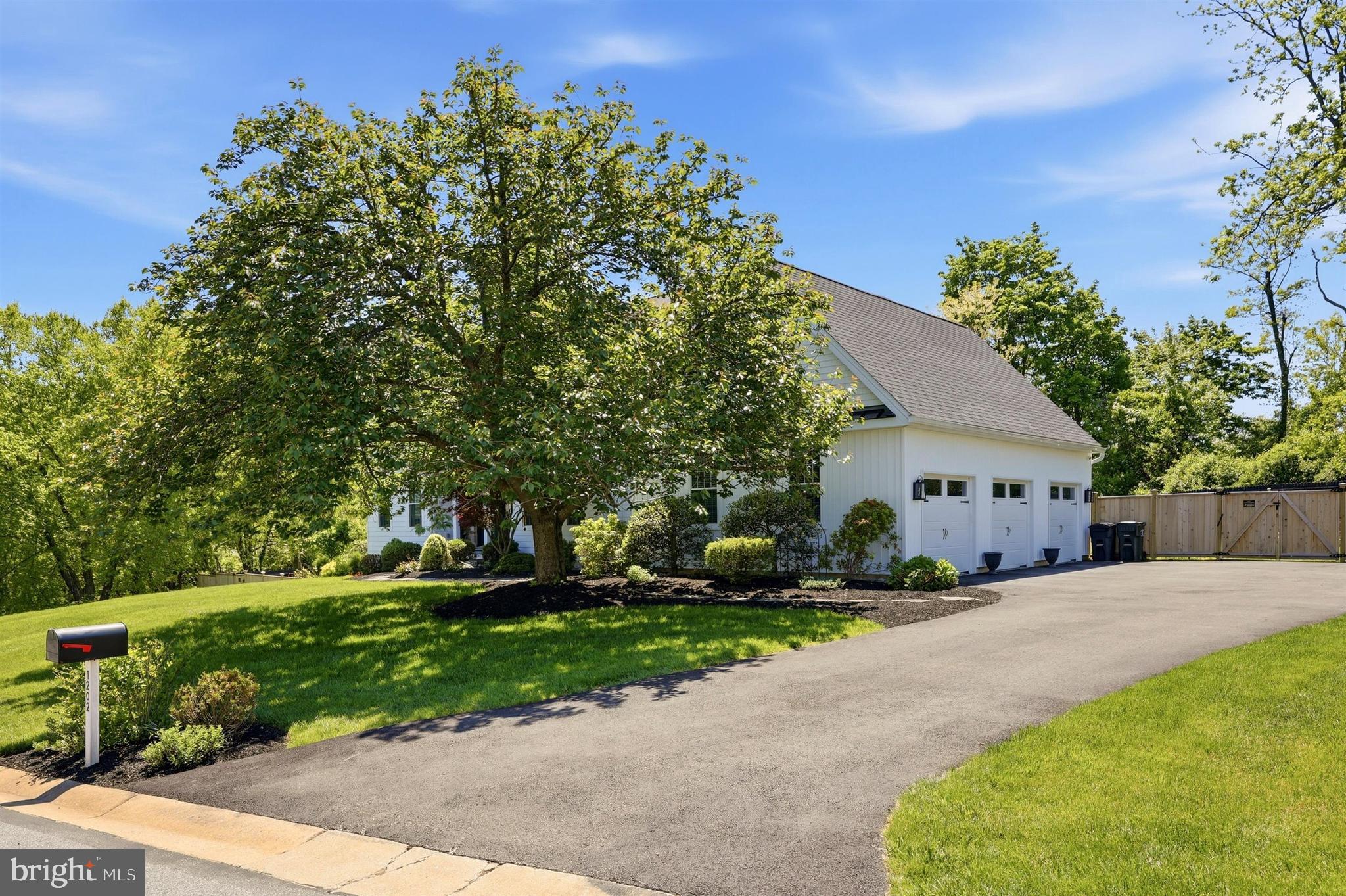 GREENHILL TERRACE - Residential
