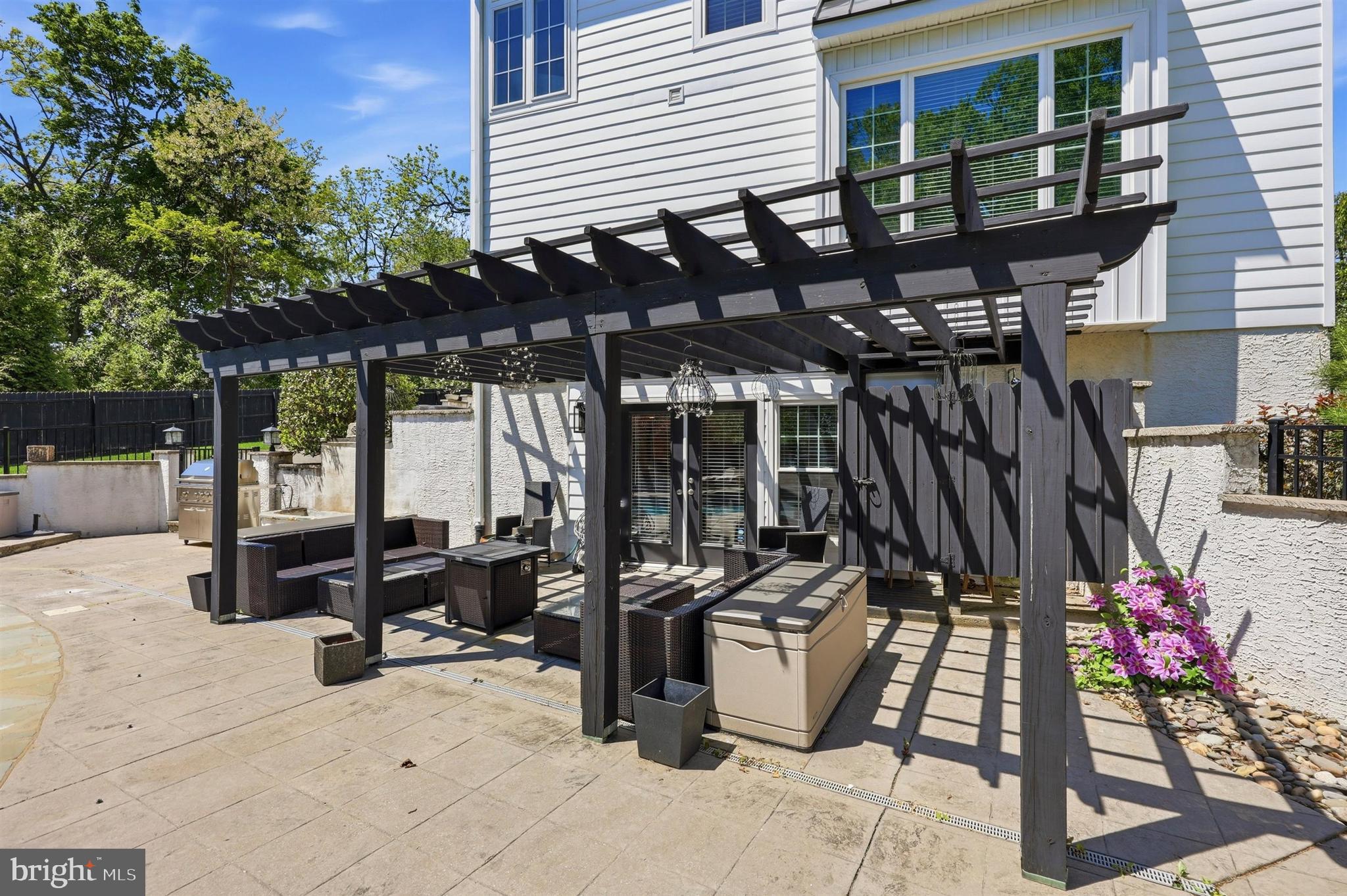 GREENHILL TERRACE - Residential