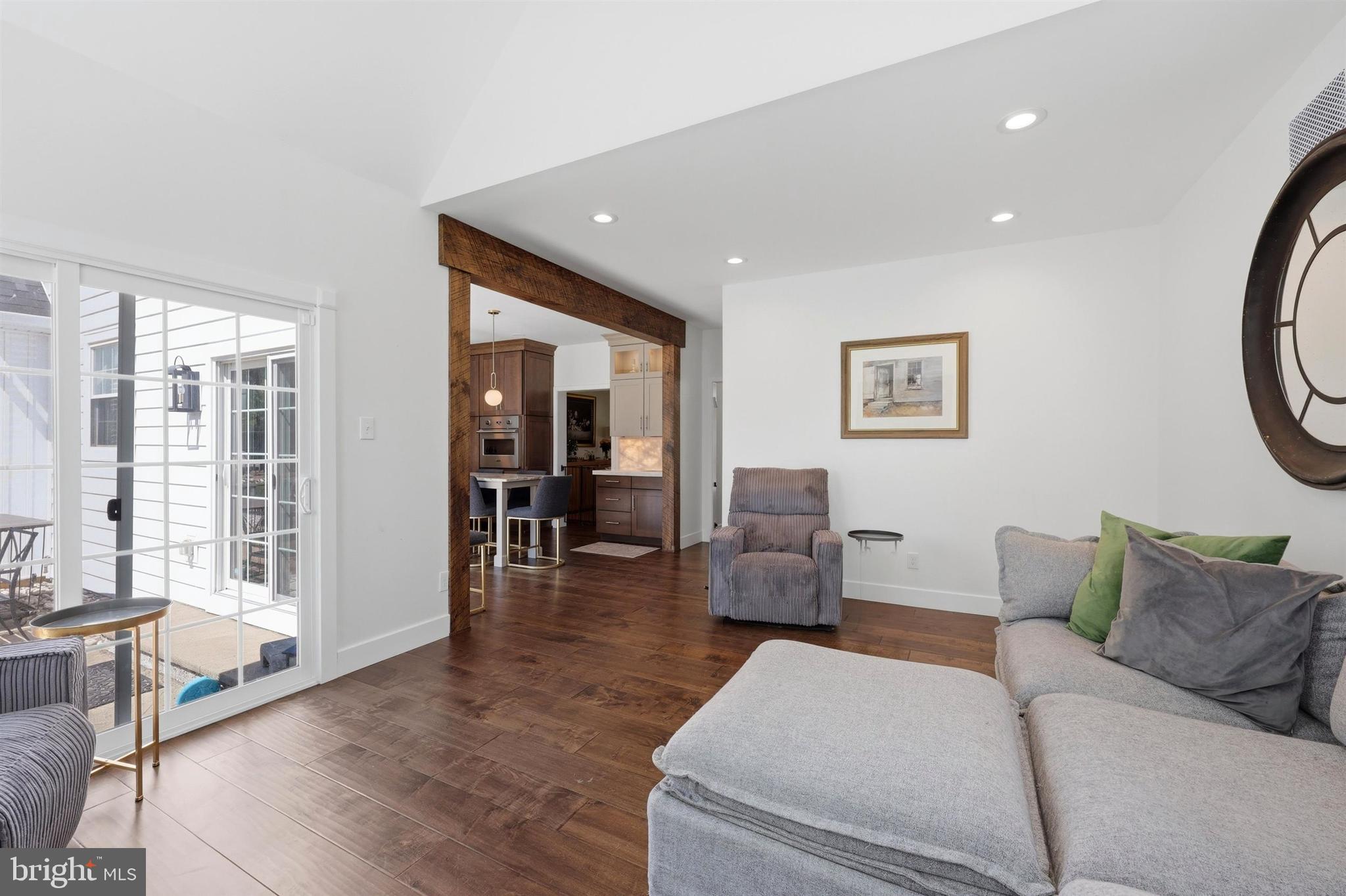 GREENHILL TERRACE - Residential