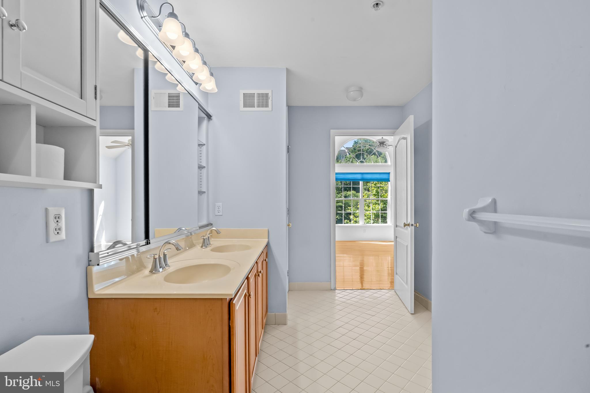 WHITELAND WOODS - Residential