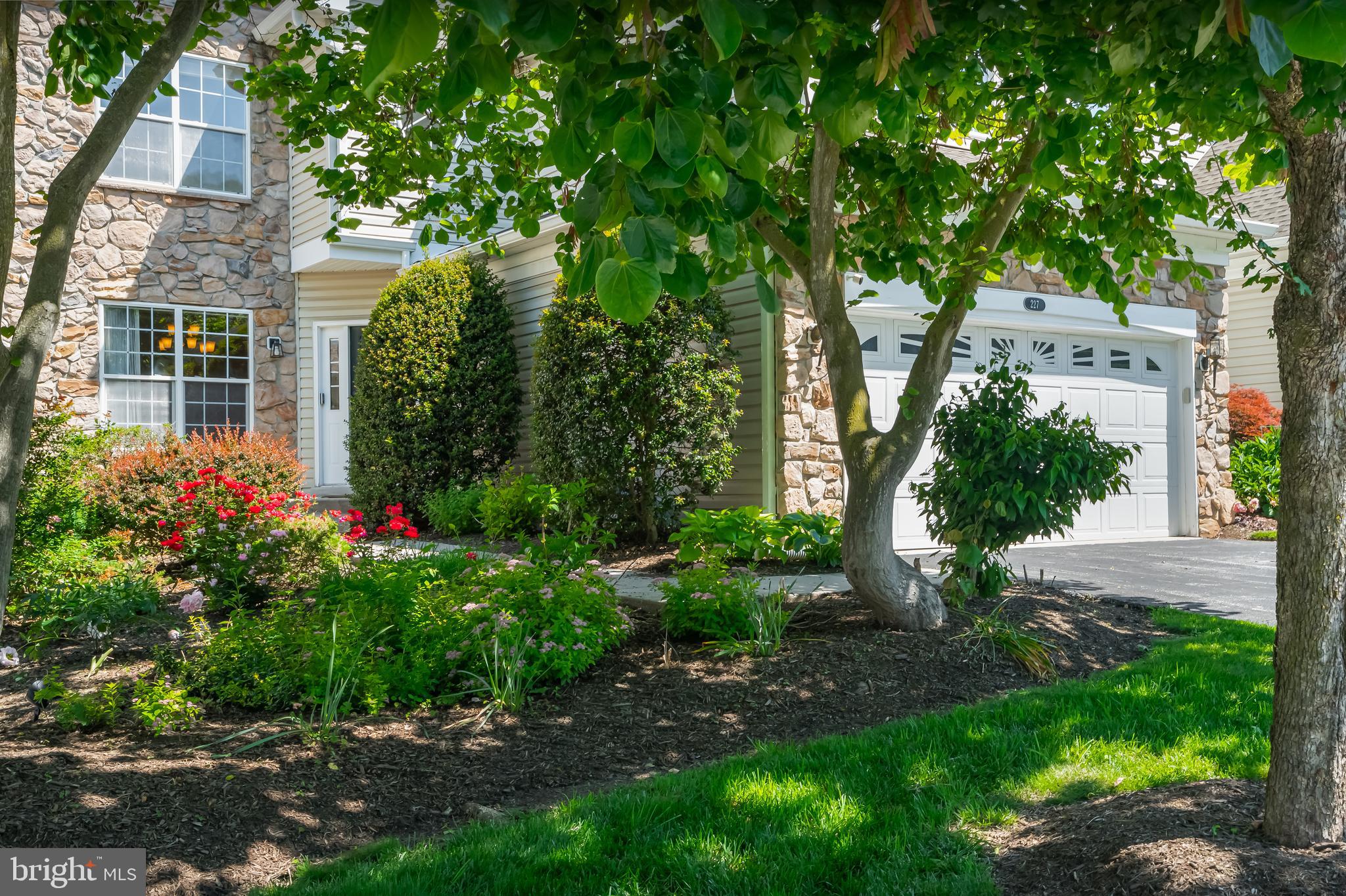 WHITELAND WOODS - Residential