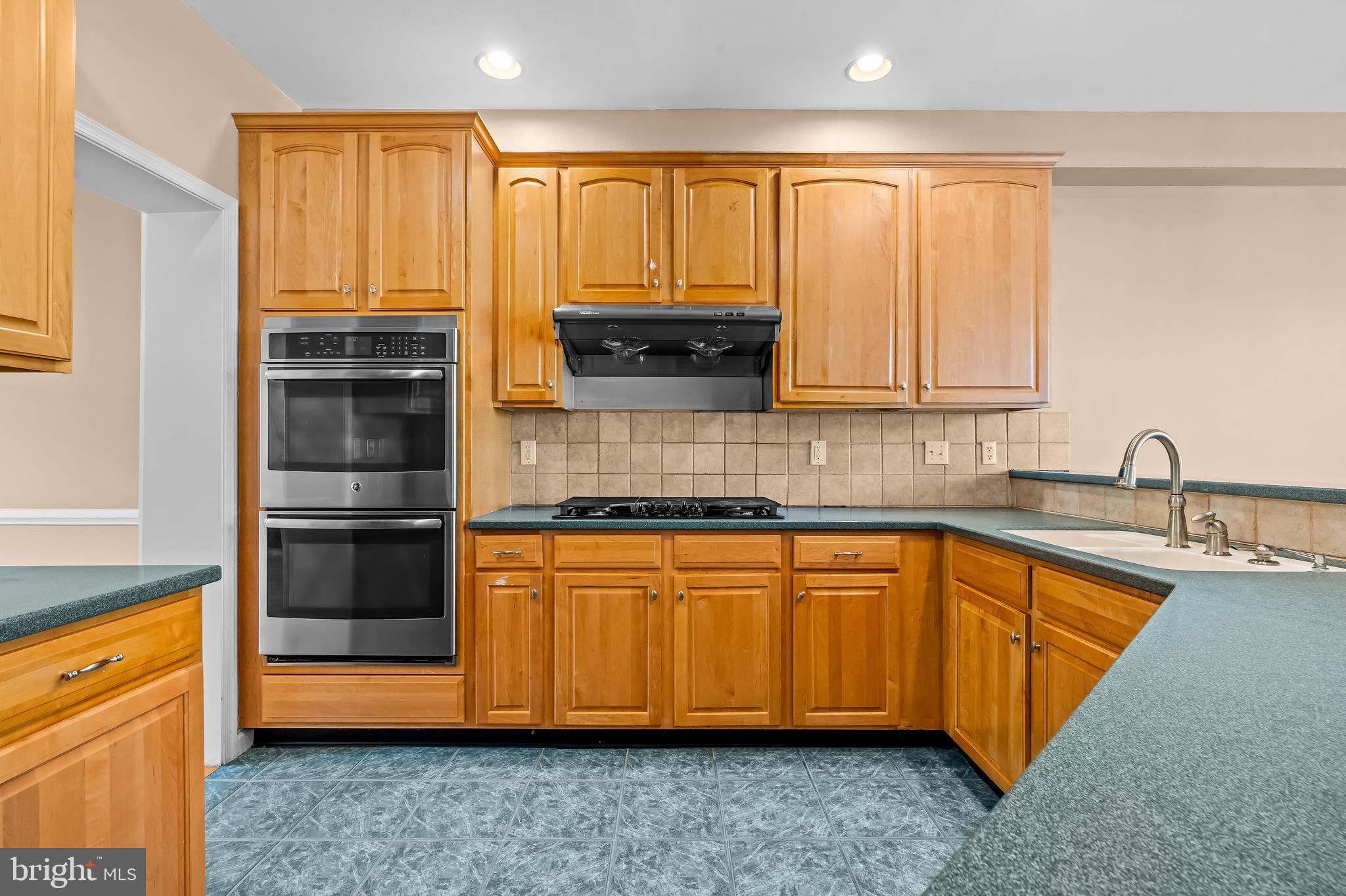 WHITELAND WOODS - Residential