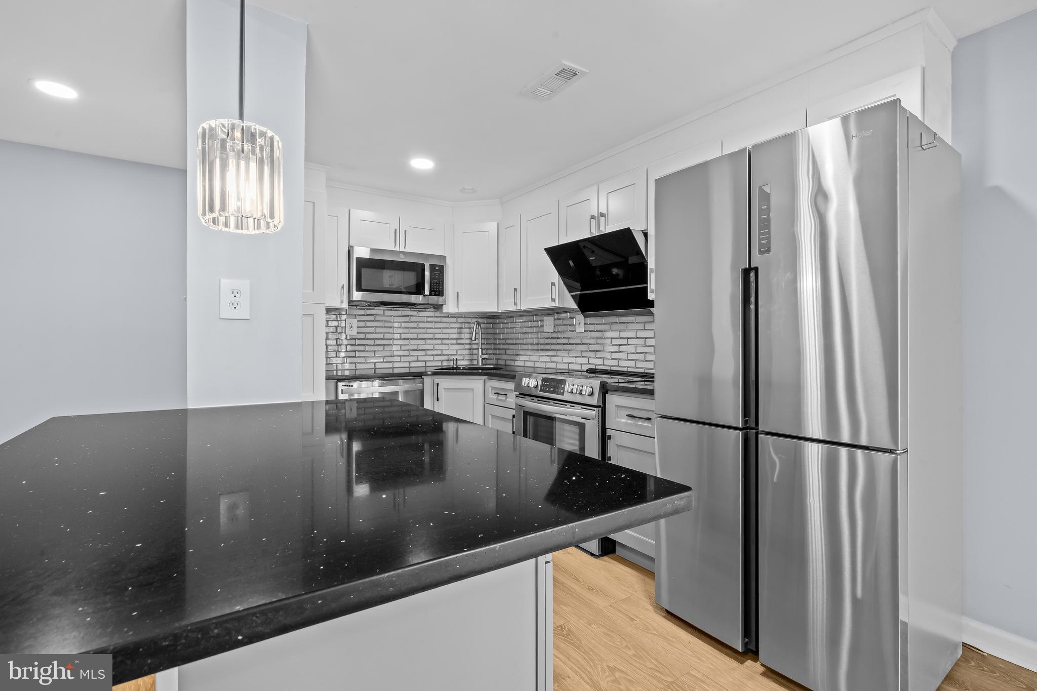 WHITELAND WOODS - Residential