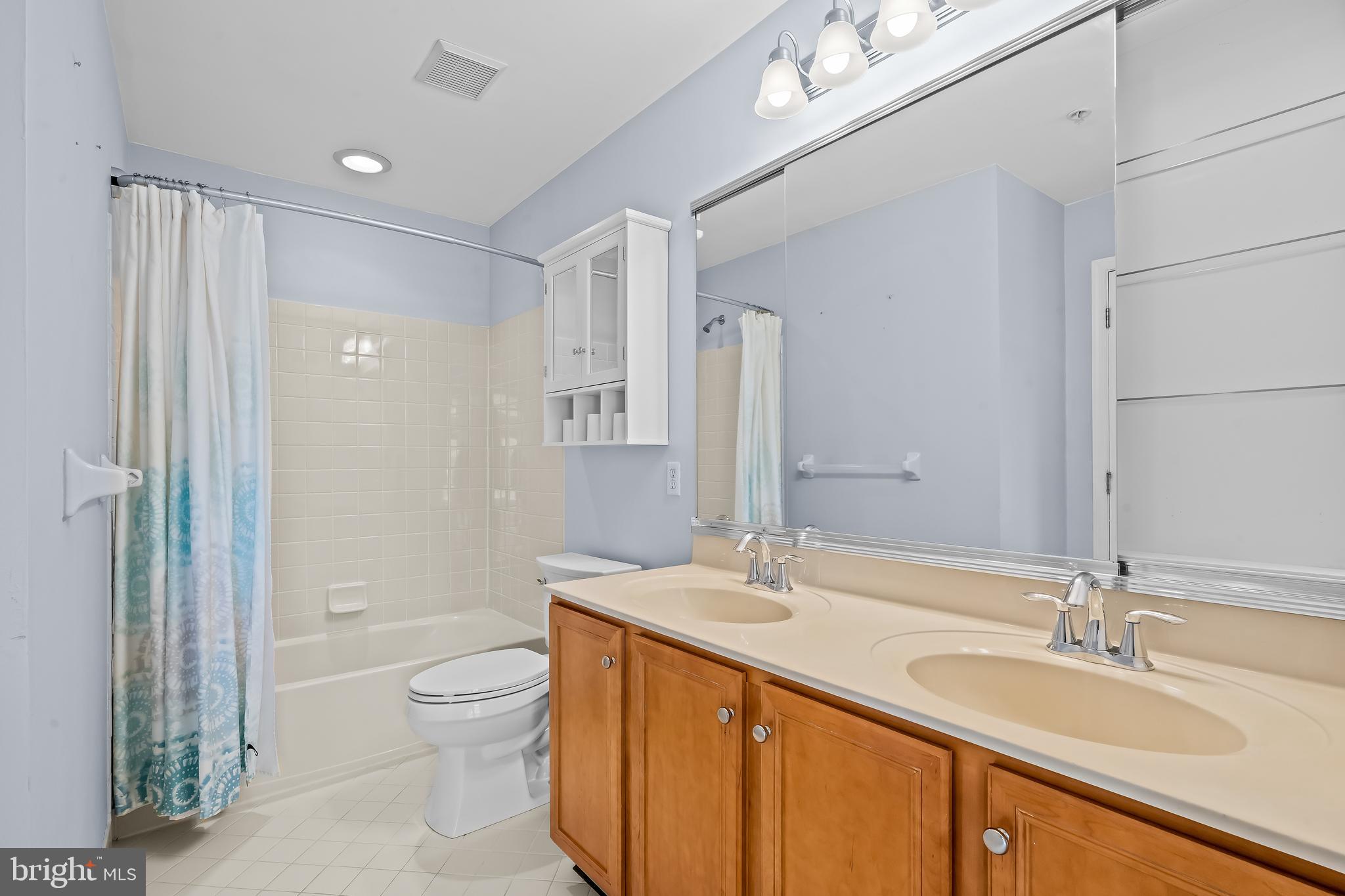 WHITELAND WOODS - Residential