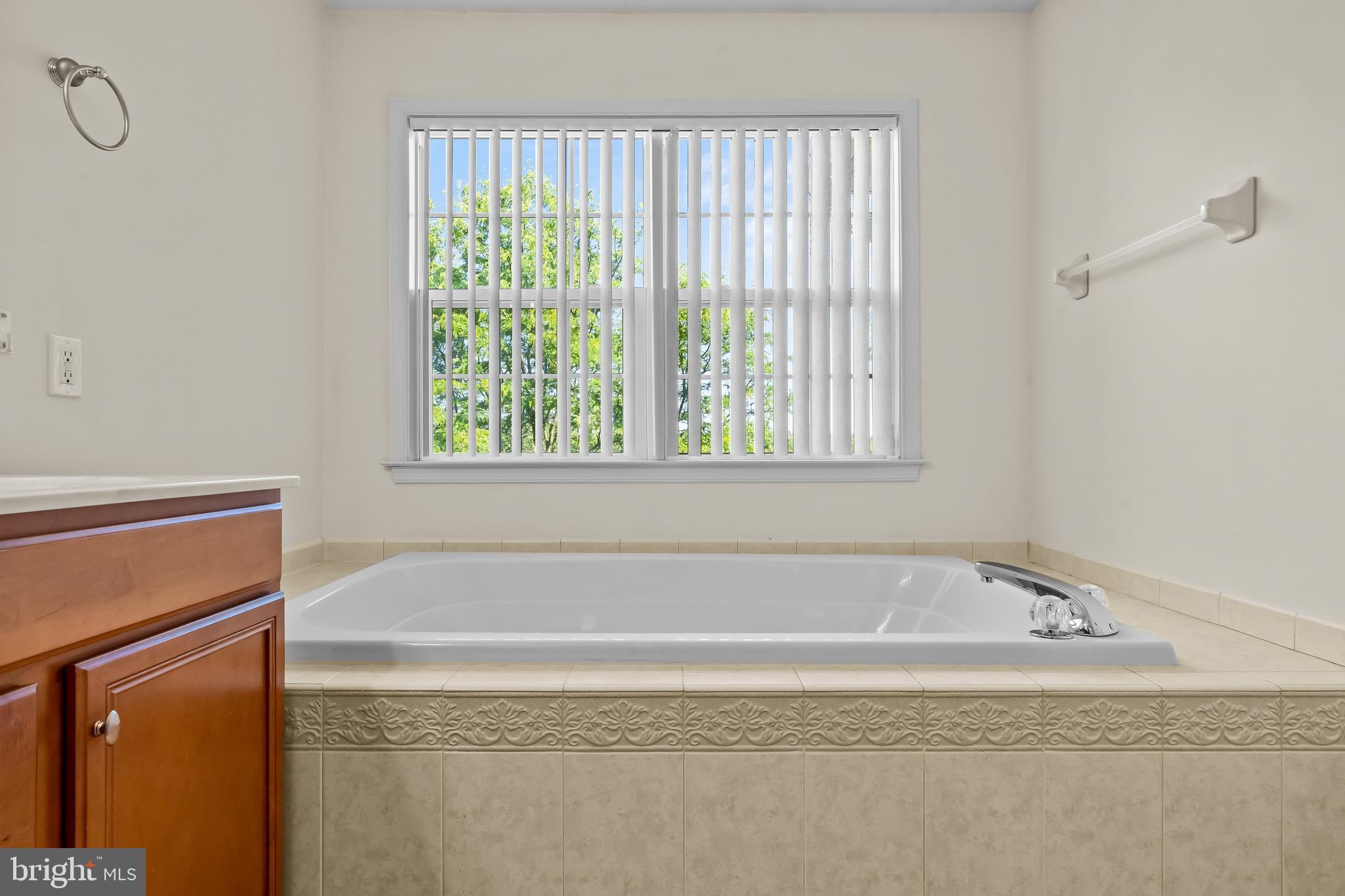 WHITELAND WOODS - Residential