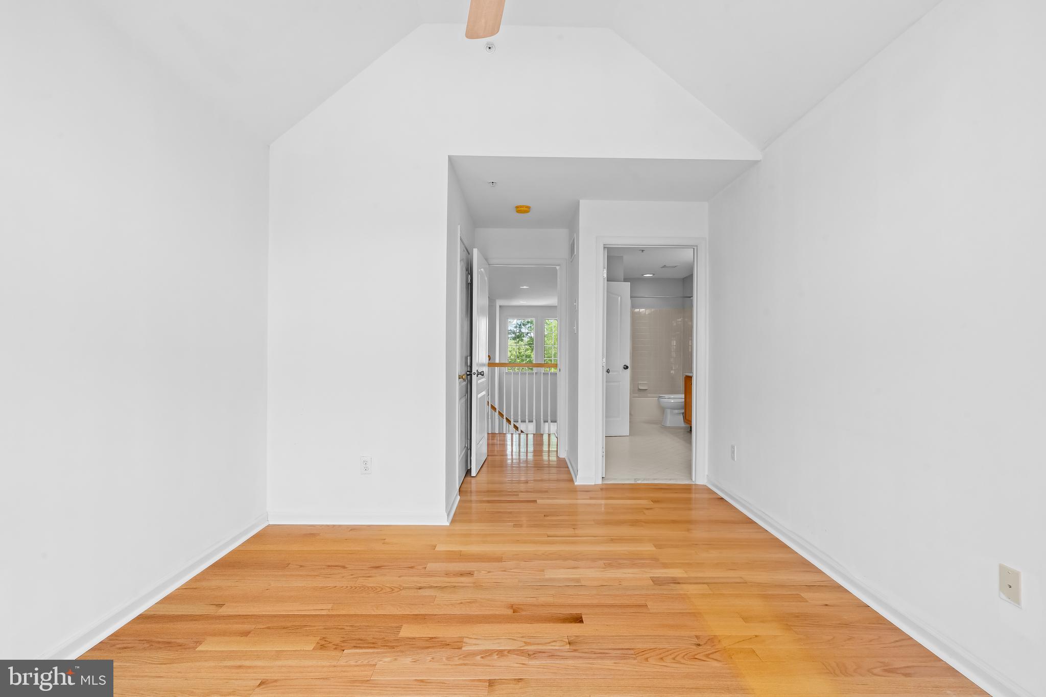 WHITELAND WOODS - Residential