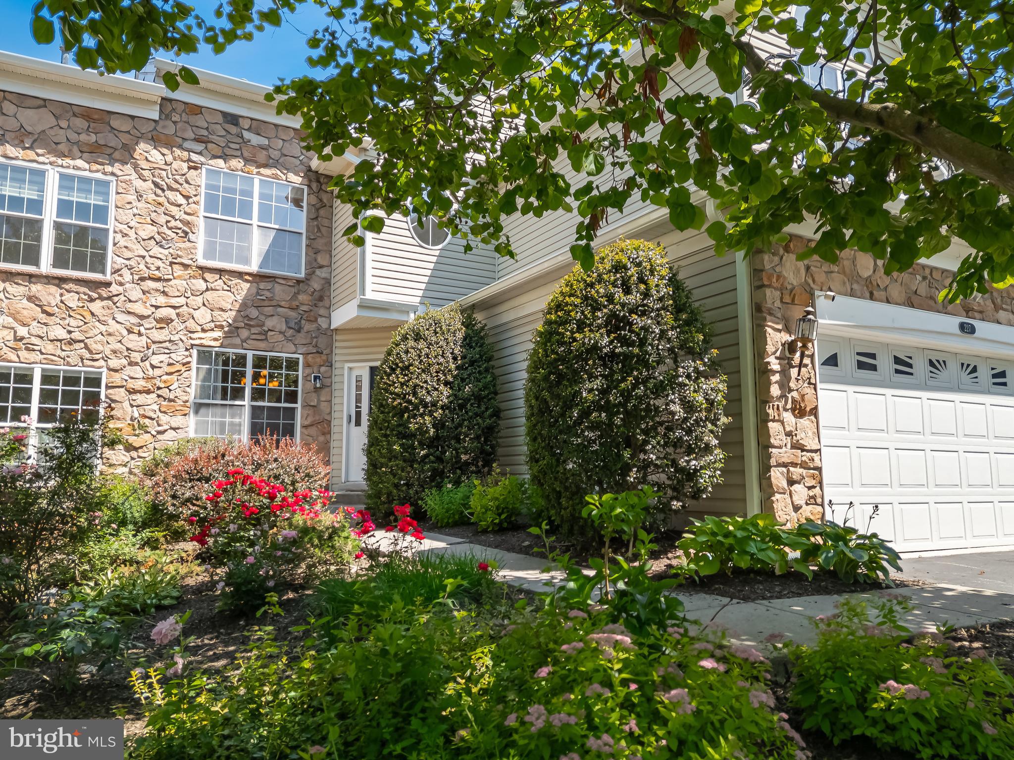 WHITELAND WOODS - Residential