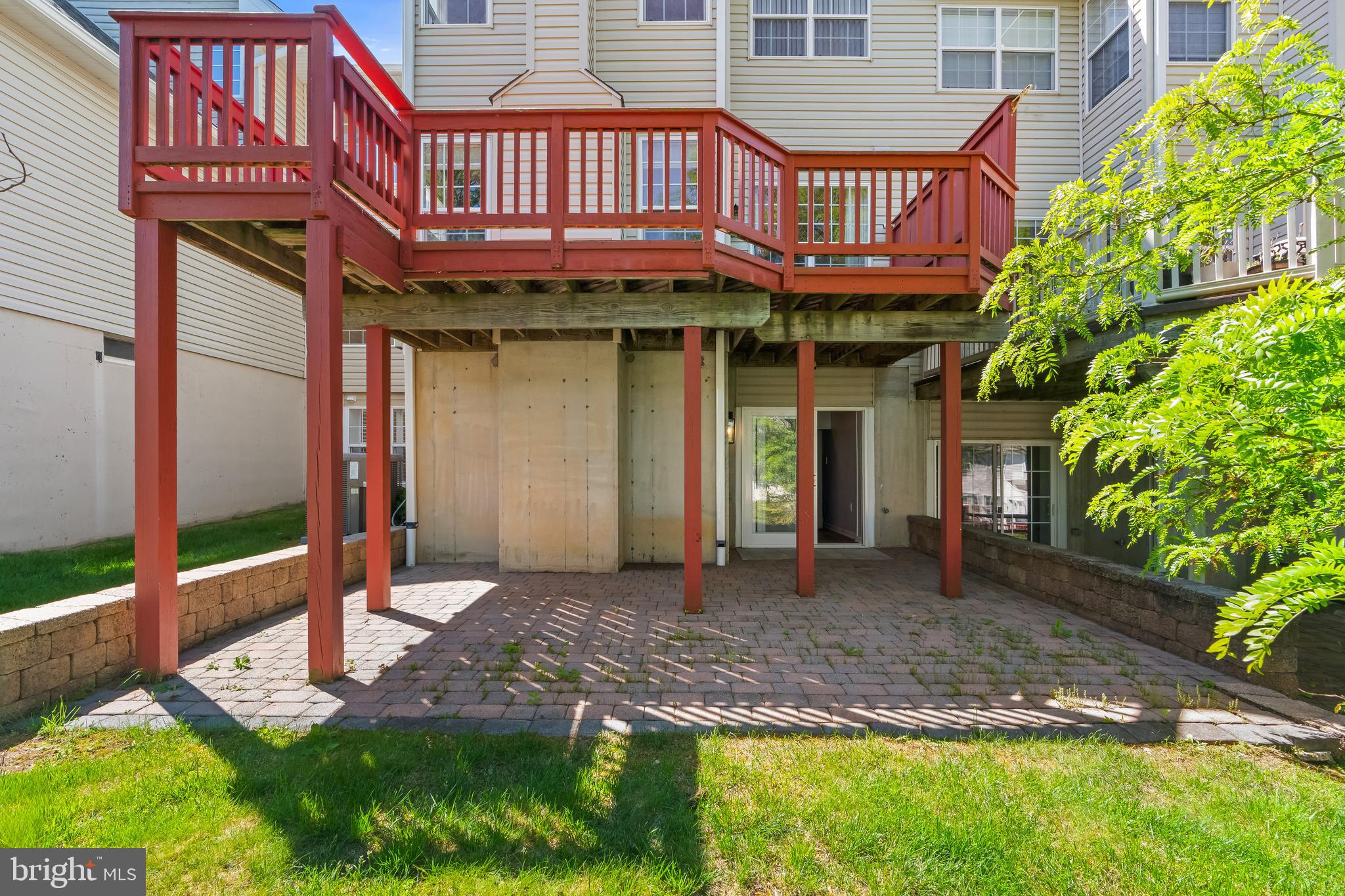 WHITELAND WOODS - Residential