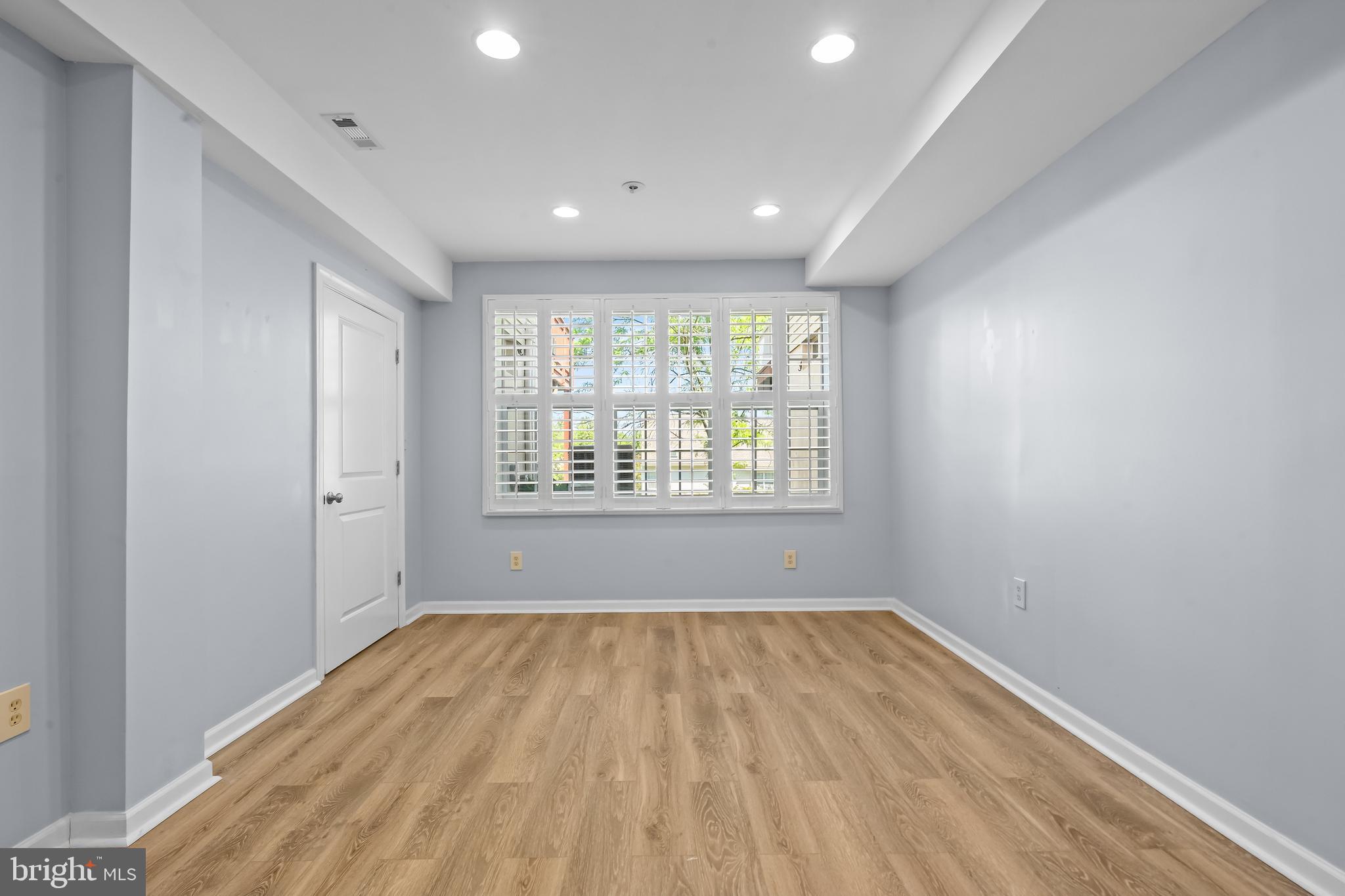WHITELAND WOODS - Residential