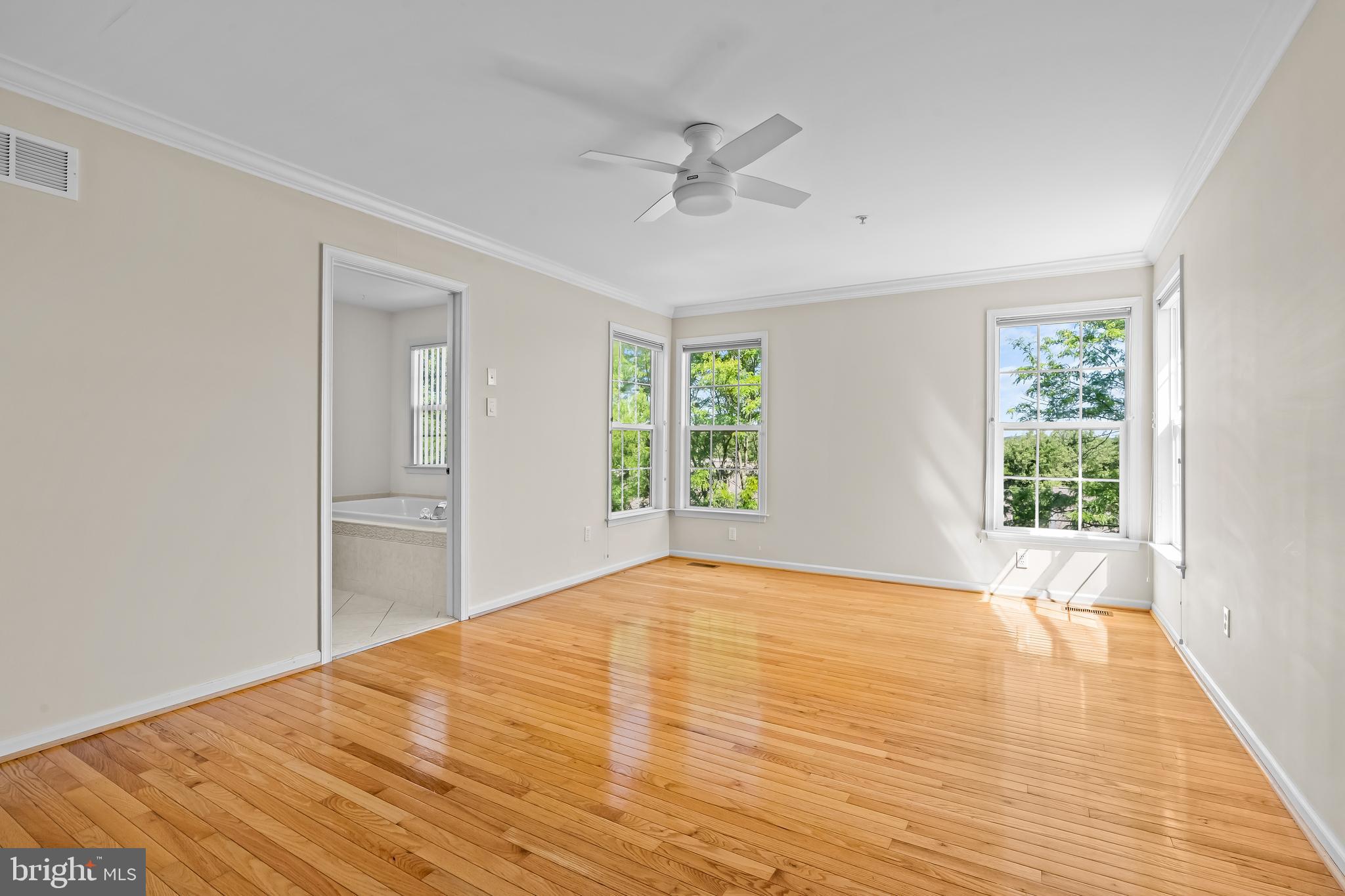 WHITELAND WOODS - Residential