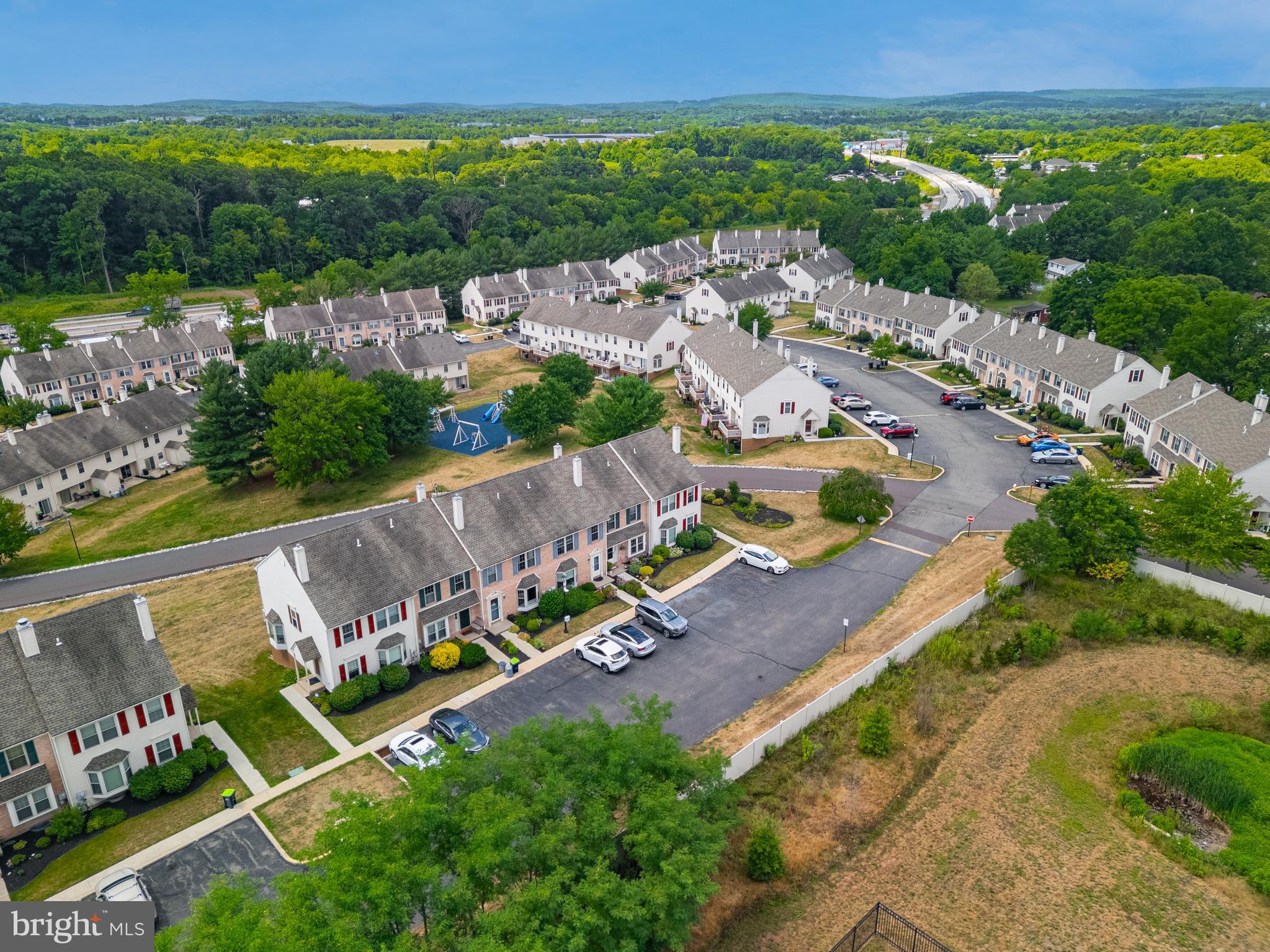 MAPLE GLEN - Residential