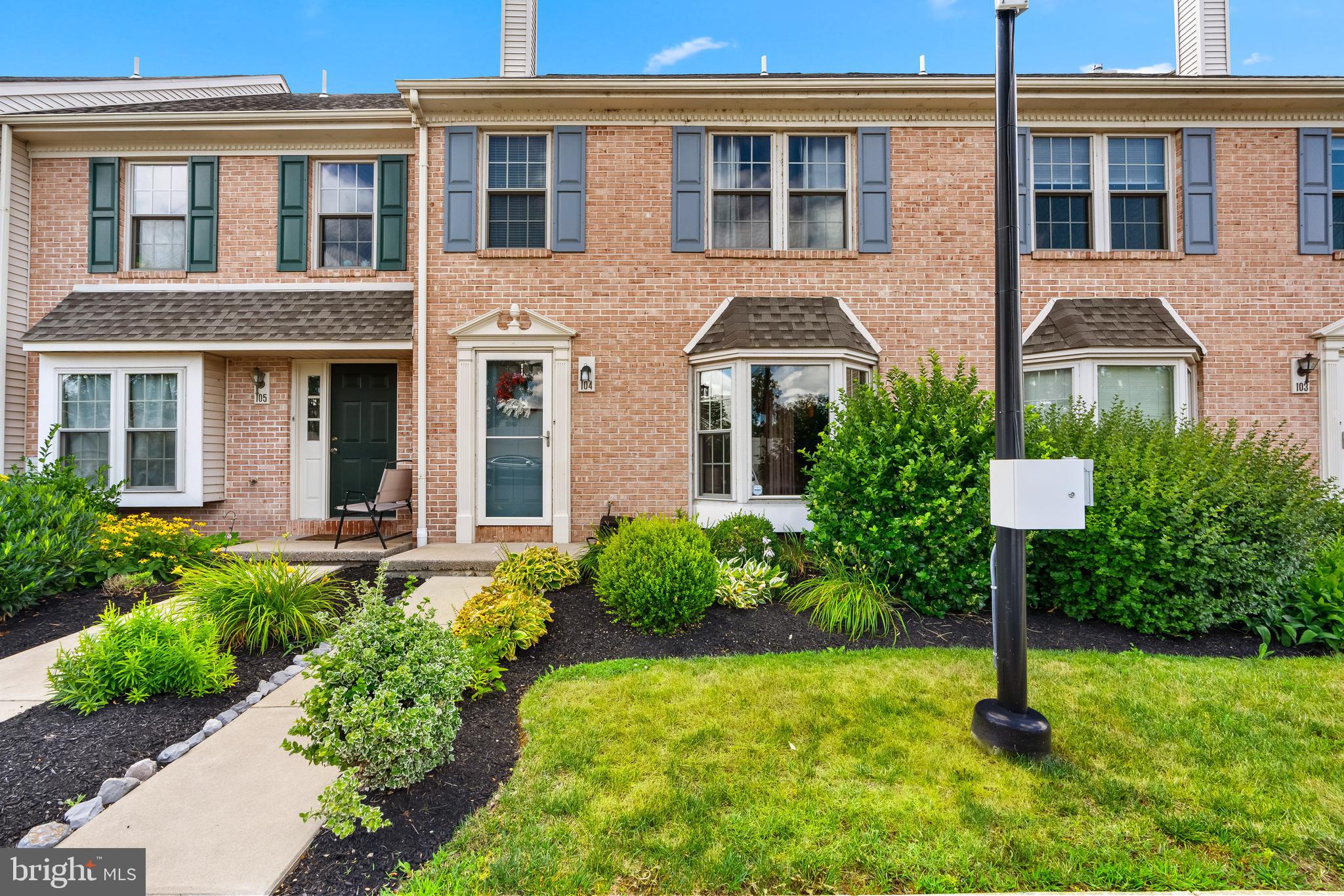 MAPLE GLEN - Residential
