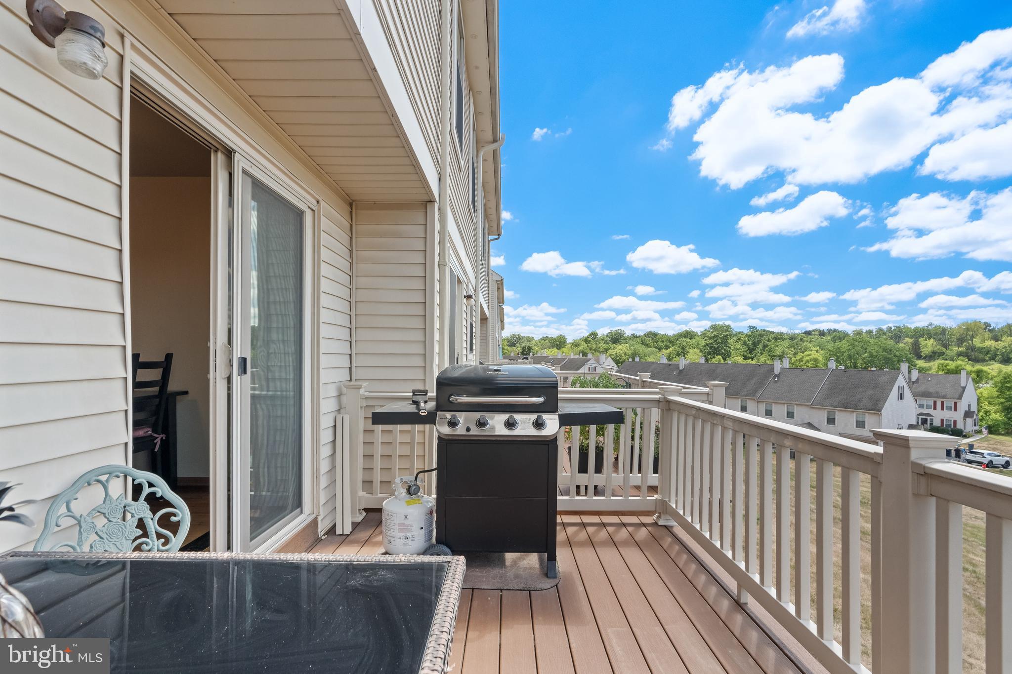 MAPLE GLEN - Residential