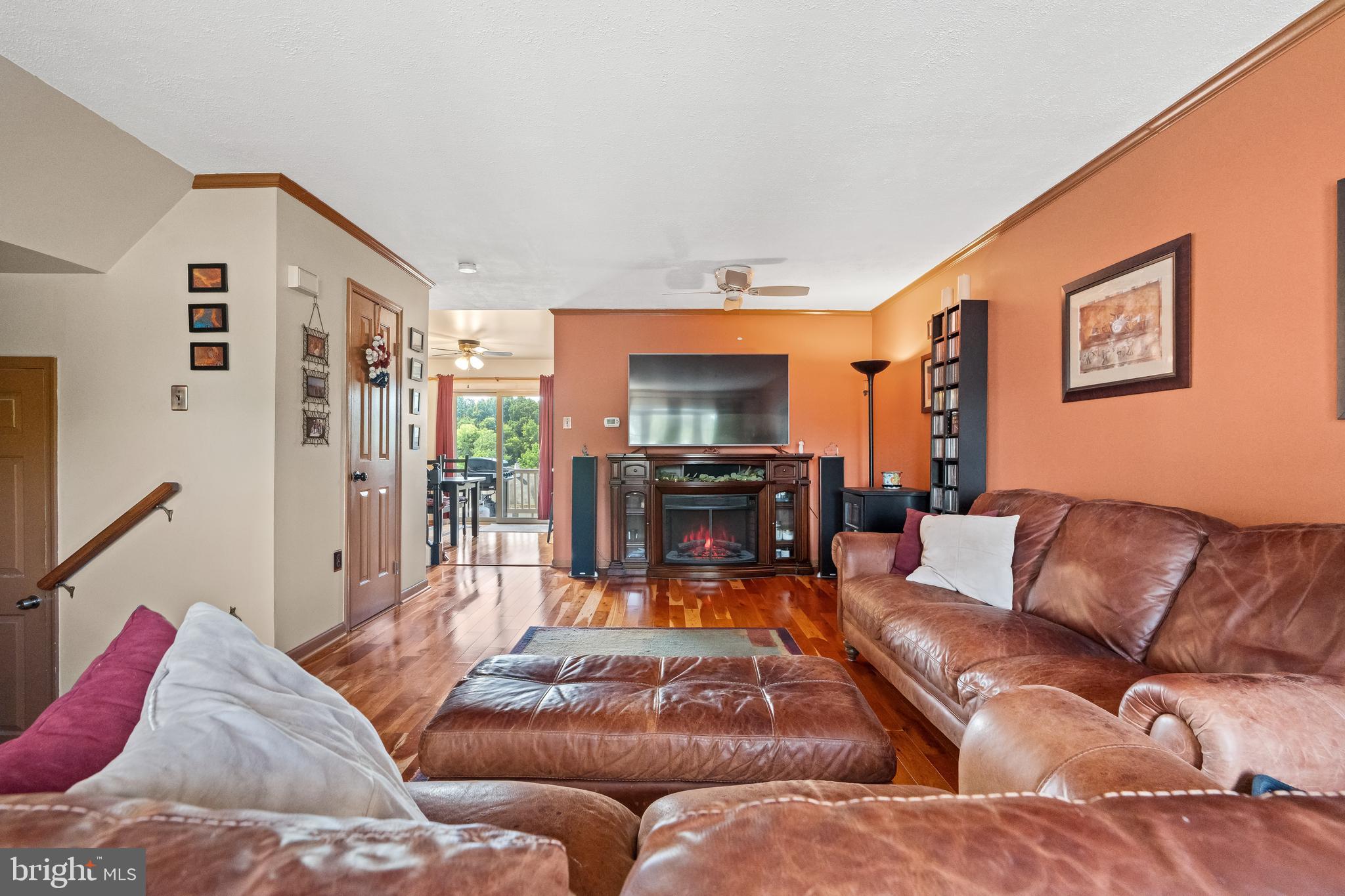 MAPLE GLEN - Residential