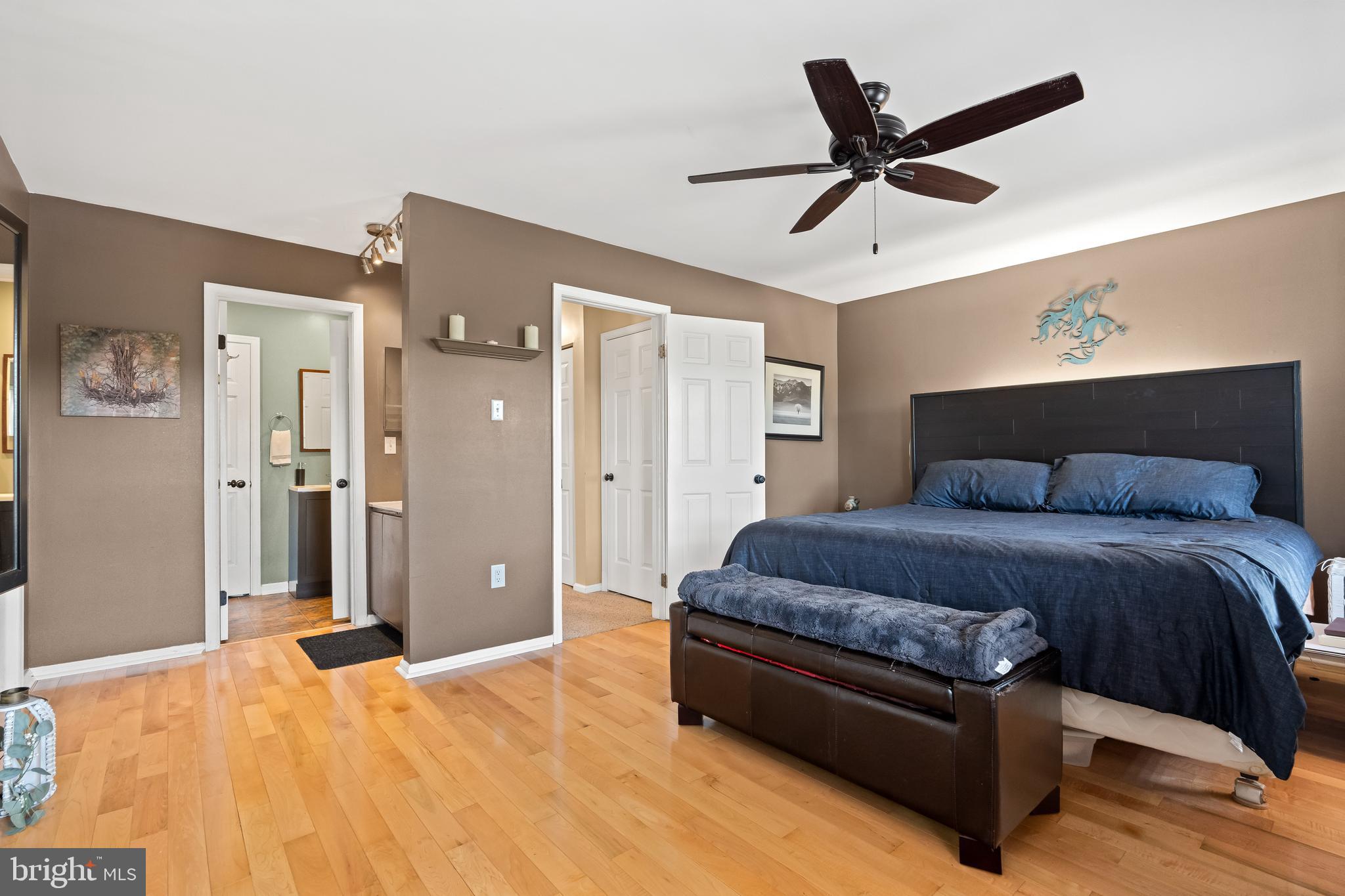 MAPLE GLEN - Residential