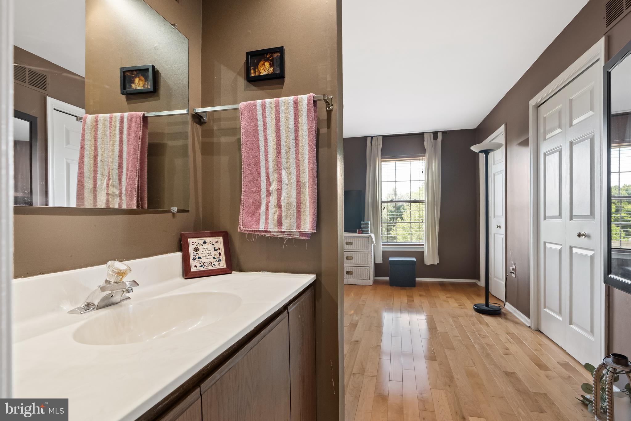 MAPLE GLEN - Residential