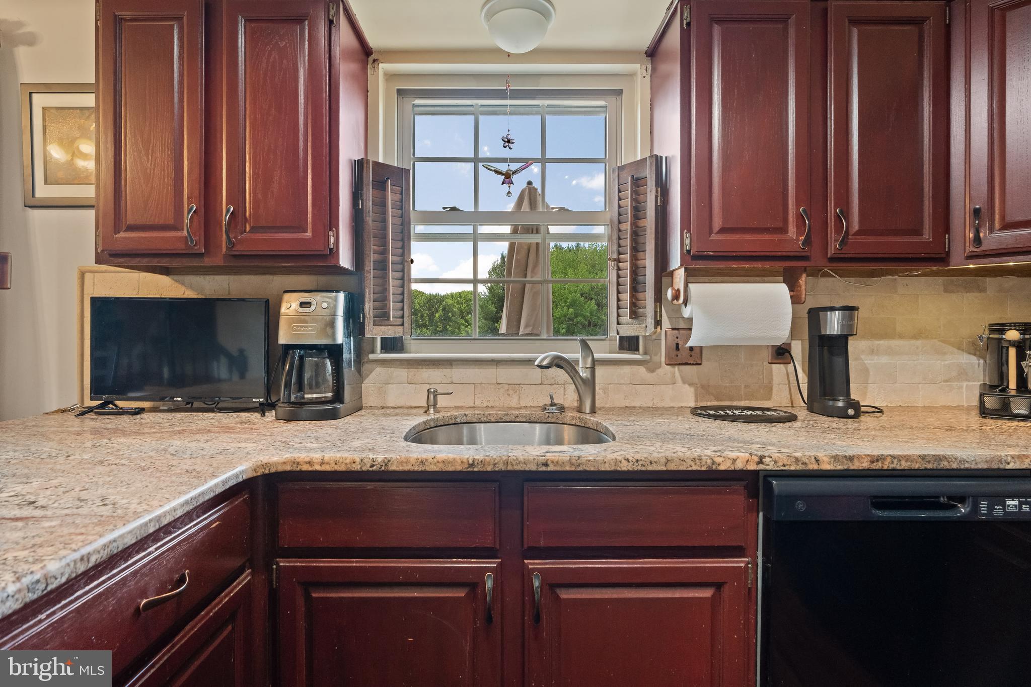 MAPLE GLEN - Residential