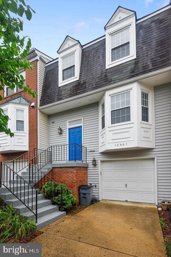 OPEN HOUSE CANCELED. OWNER ACCEPTED AN APPLICATION! Pets case by case. Beautiful 3BR 2.5BA 1 car garage townhouse in Fair Ridge Subdivision. Hardwood floors on main level. Ceramic tile in kitchen & bathrooms, Granite Countertops in Kitchen. Large master and attached bath. Two other bedrooms and hall bath on upper level. Ample storage. Large deck backing to common area off kitchen. Walkout basement brand new carpet, bedroom/den and remodeled full bath. Access to fully fenced backyard. Community has pool and tennis courts. Great location near Fair Oaks Mall, shopping, restaurants & major RTS. 

 **This is a managed property. **Proof of income is required to process application (for example, 2 current pay statements) ** INCOMPLETE RENTAL APPLICATIONS WILL NOT BE PROCESSED**No Cosigners. 3X rent-to-income ratio required. Applicants must have a credit score of 650 or above to qualify. Applicant is responsible for obtaining renters insurance. **Property manager does not begin leases on weekends. **Additional $35/month will be added to rent for Resident Services Program. Tenant responsible for all utilities.