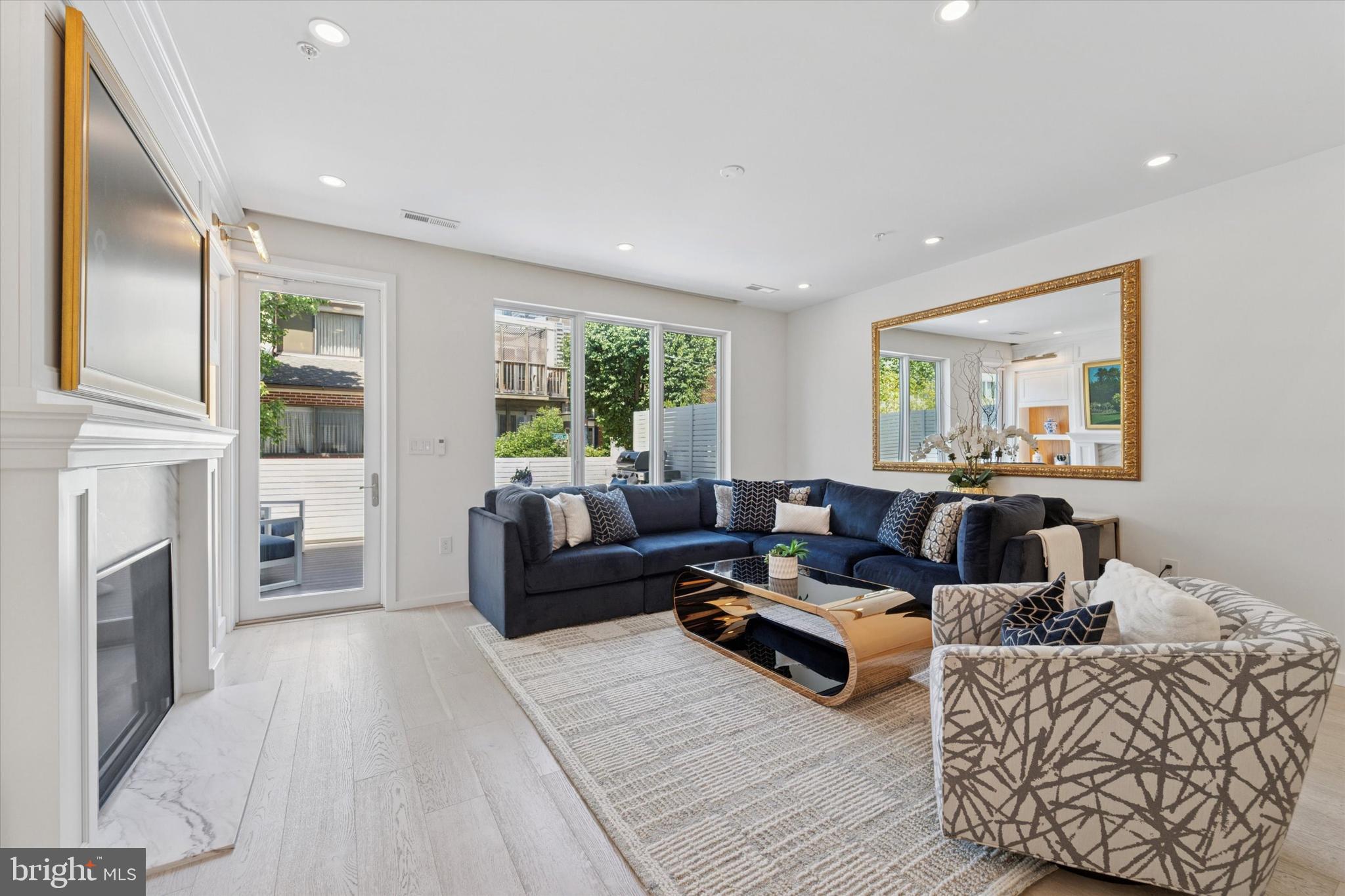 RITTENHOUSE SQUARE - Residential