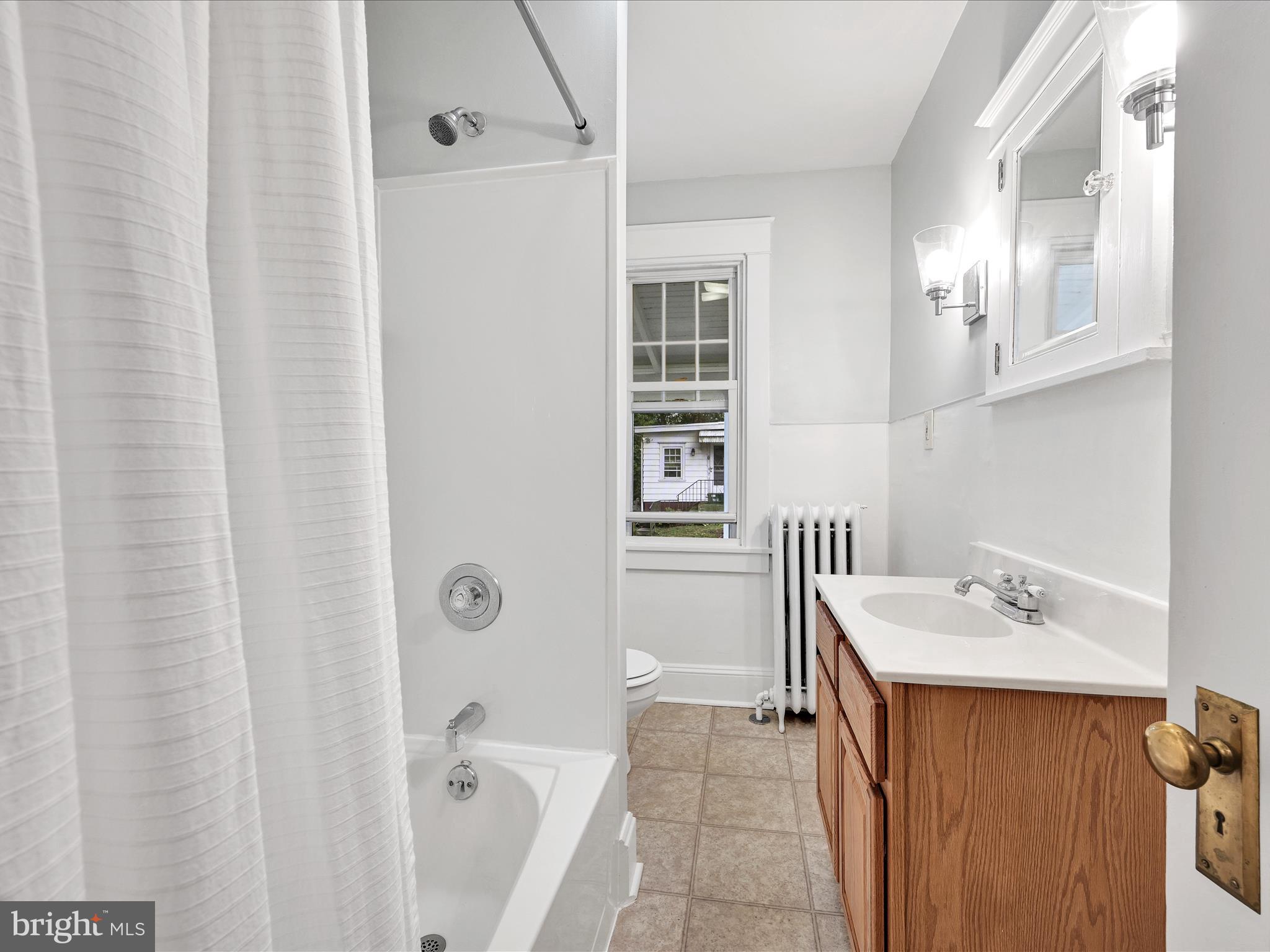 MANOR RIDGE - Residential