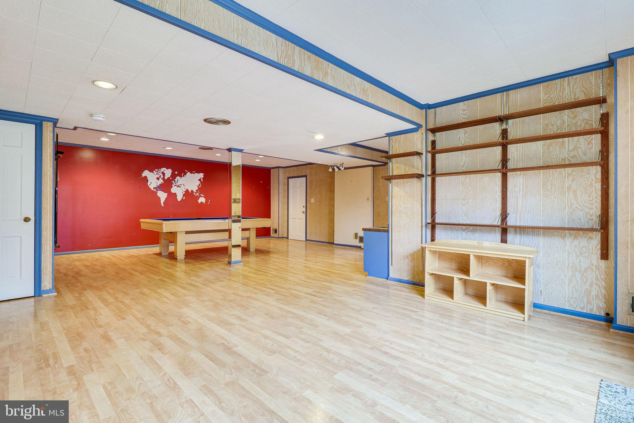 BELLEVUE FOREST - Residential