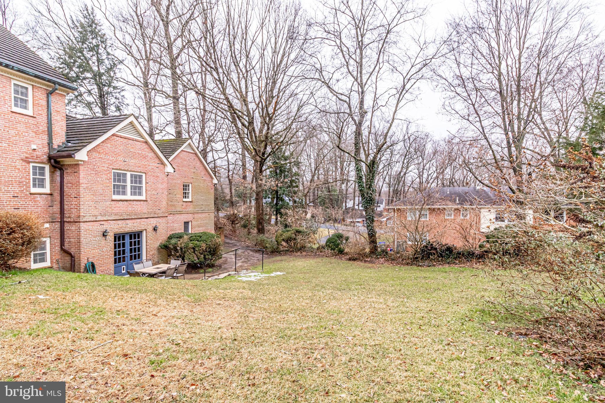 BELLEVUE FOREST - Residential