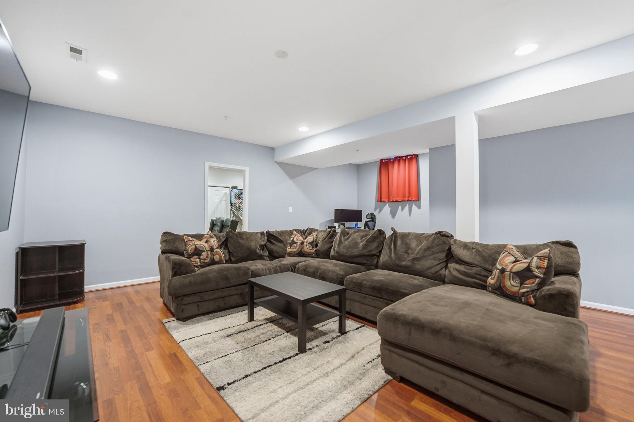 BRAEMAR - Residential