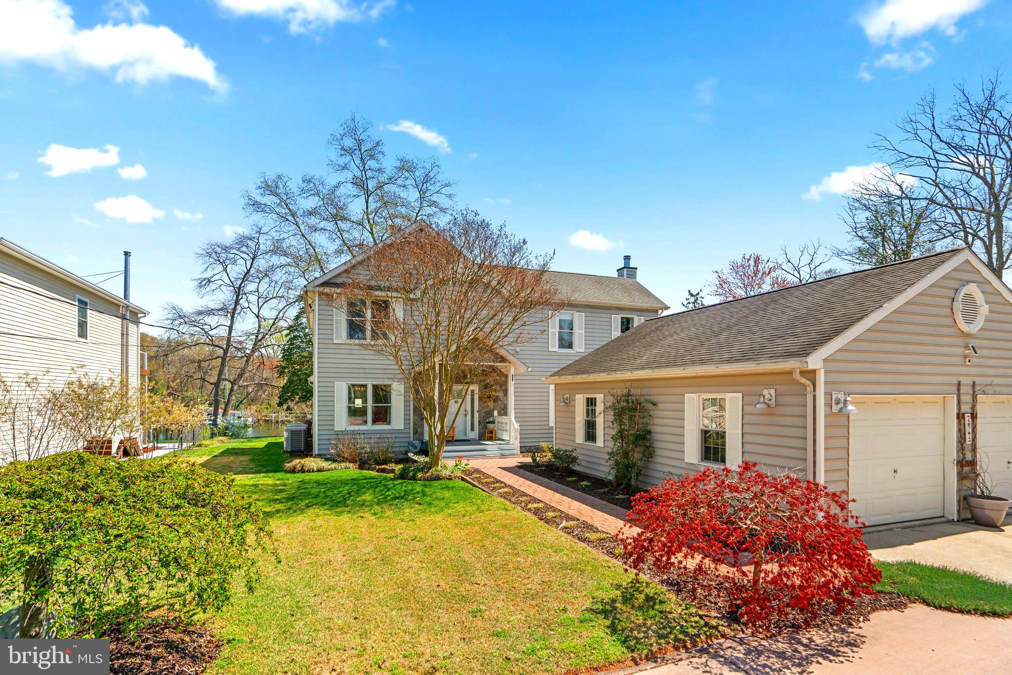 UPPER MAGOTHY BEACH - Residential