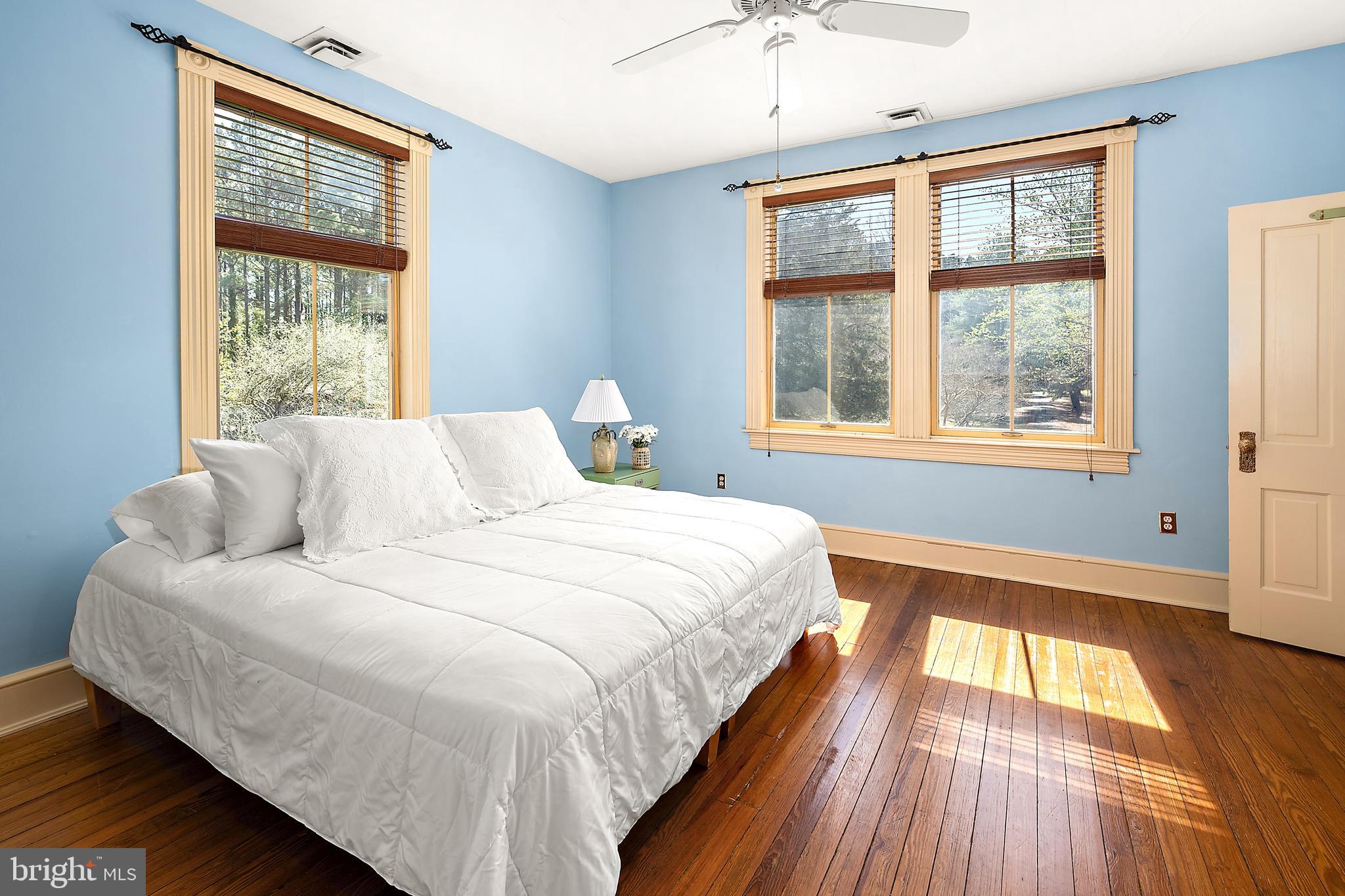 ROYAL OAK - Residential