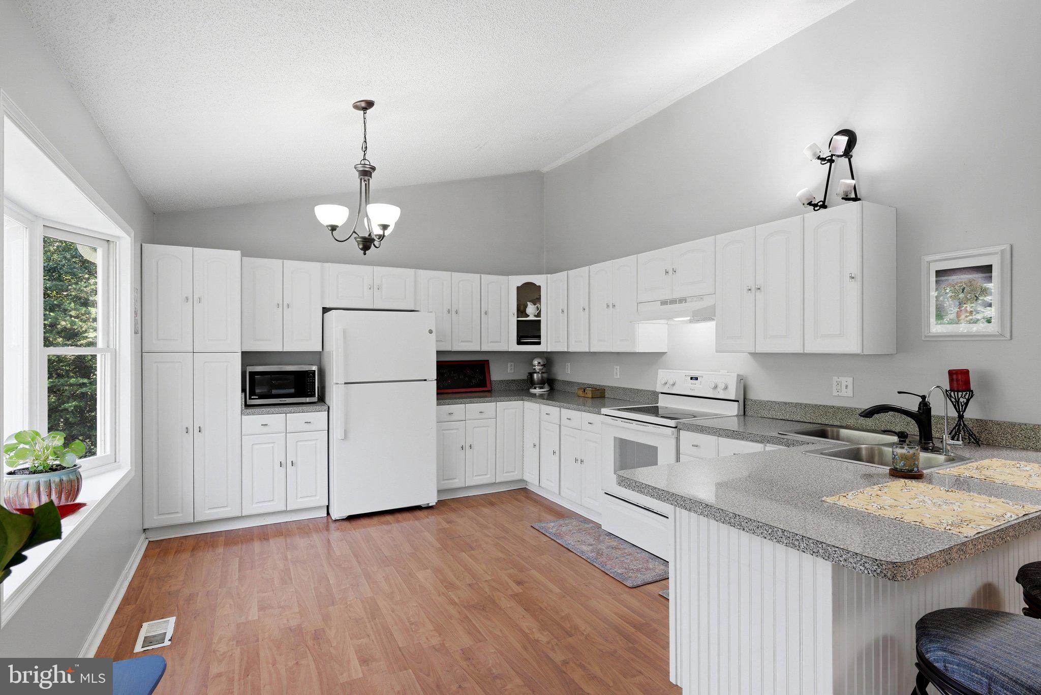 TIMBER RIDGE FARMS - Residential