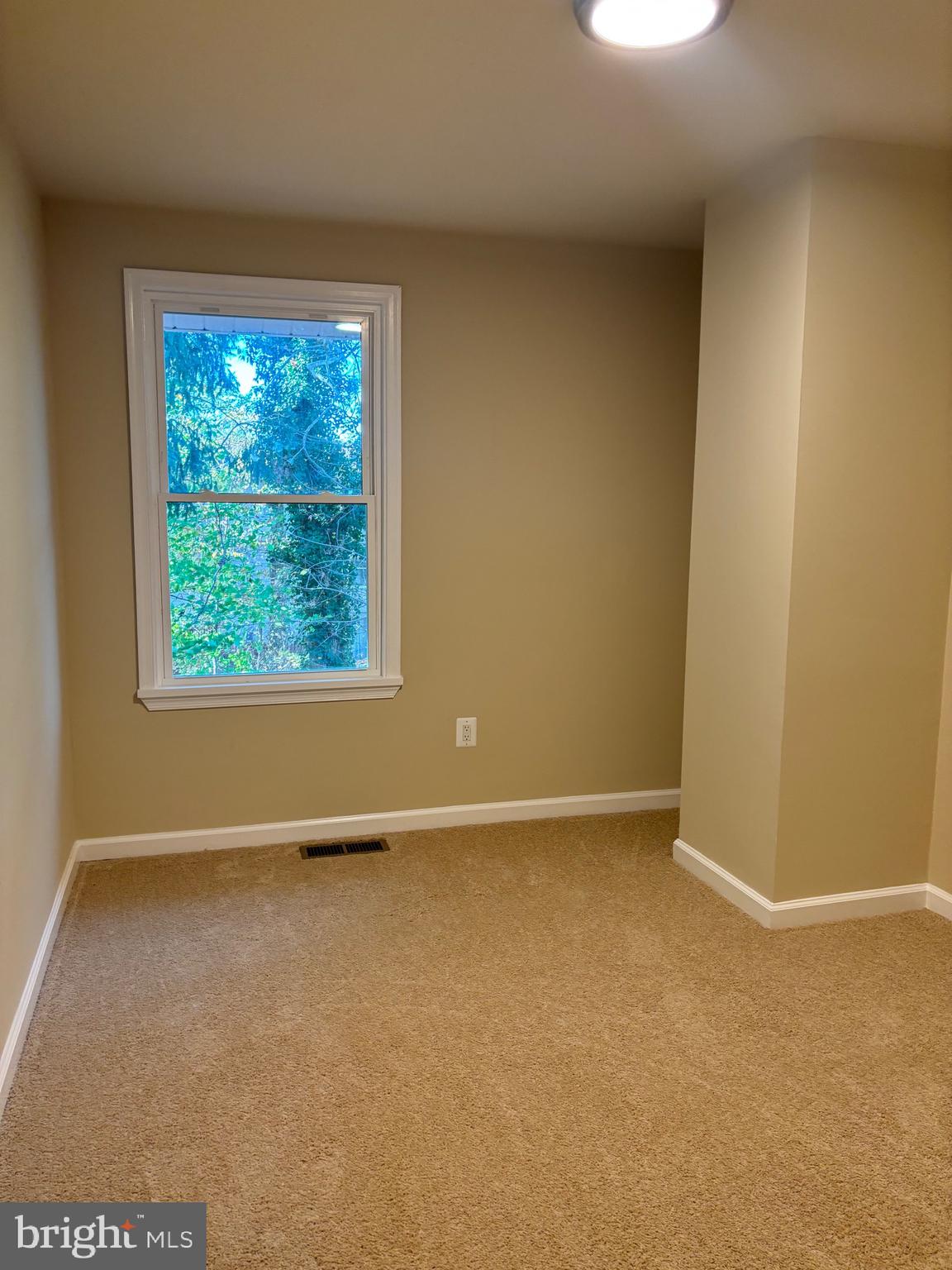 PRINCE PL AT NORTHAMPTOM - Residential