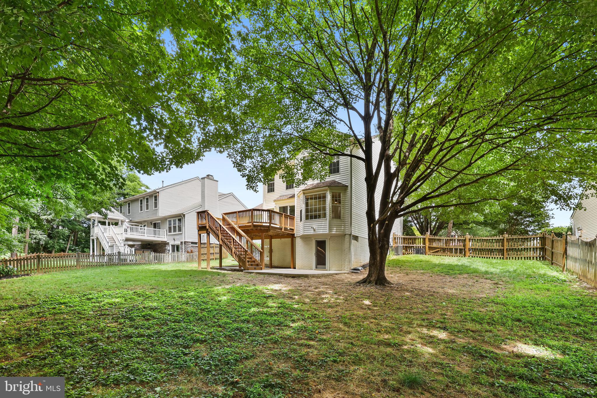 BLOOMS CROSSING - Residential