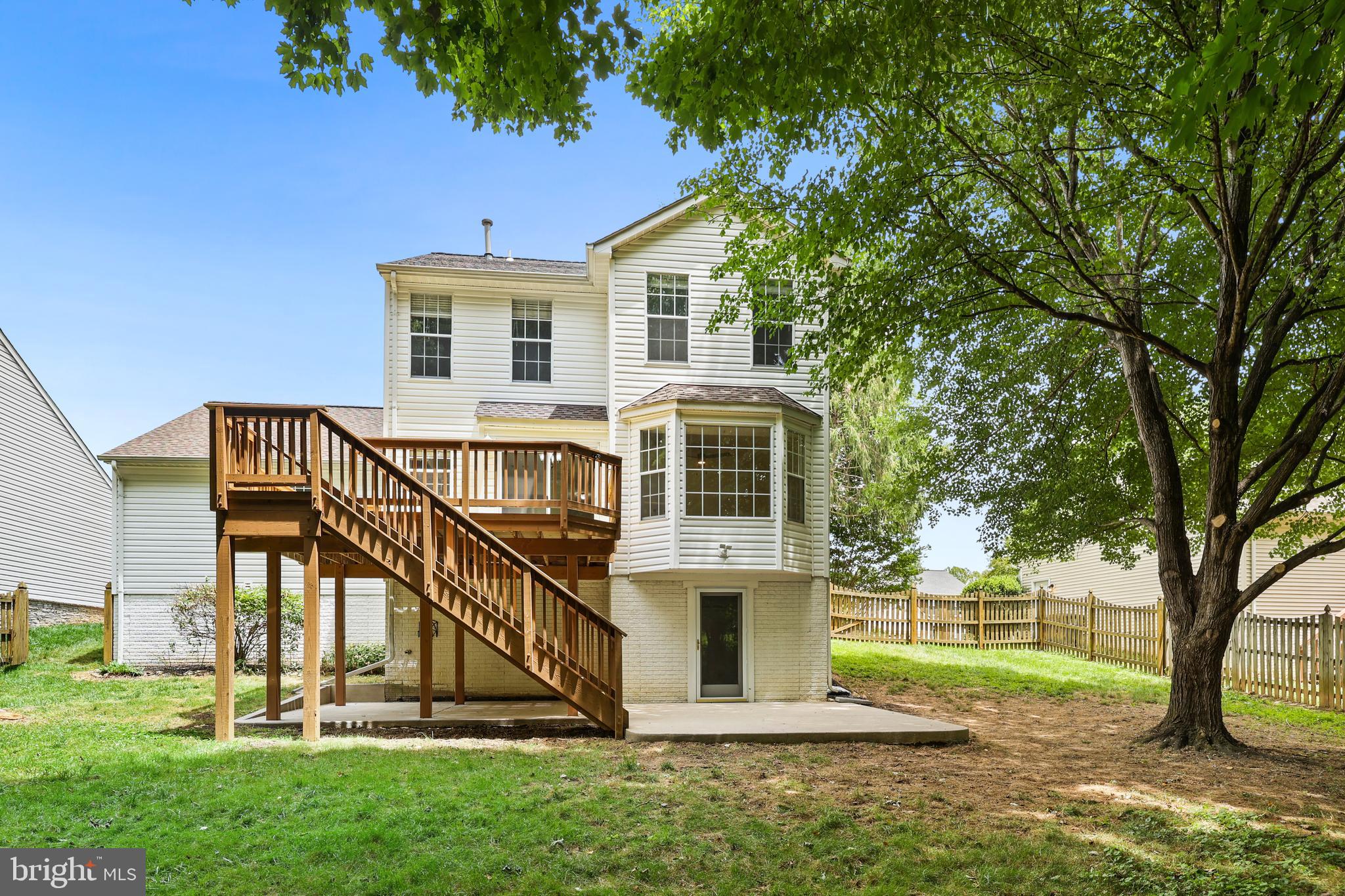 BLOOMS CROSSING - Residential