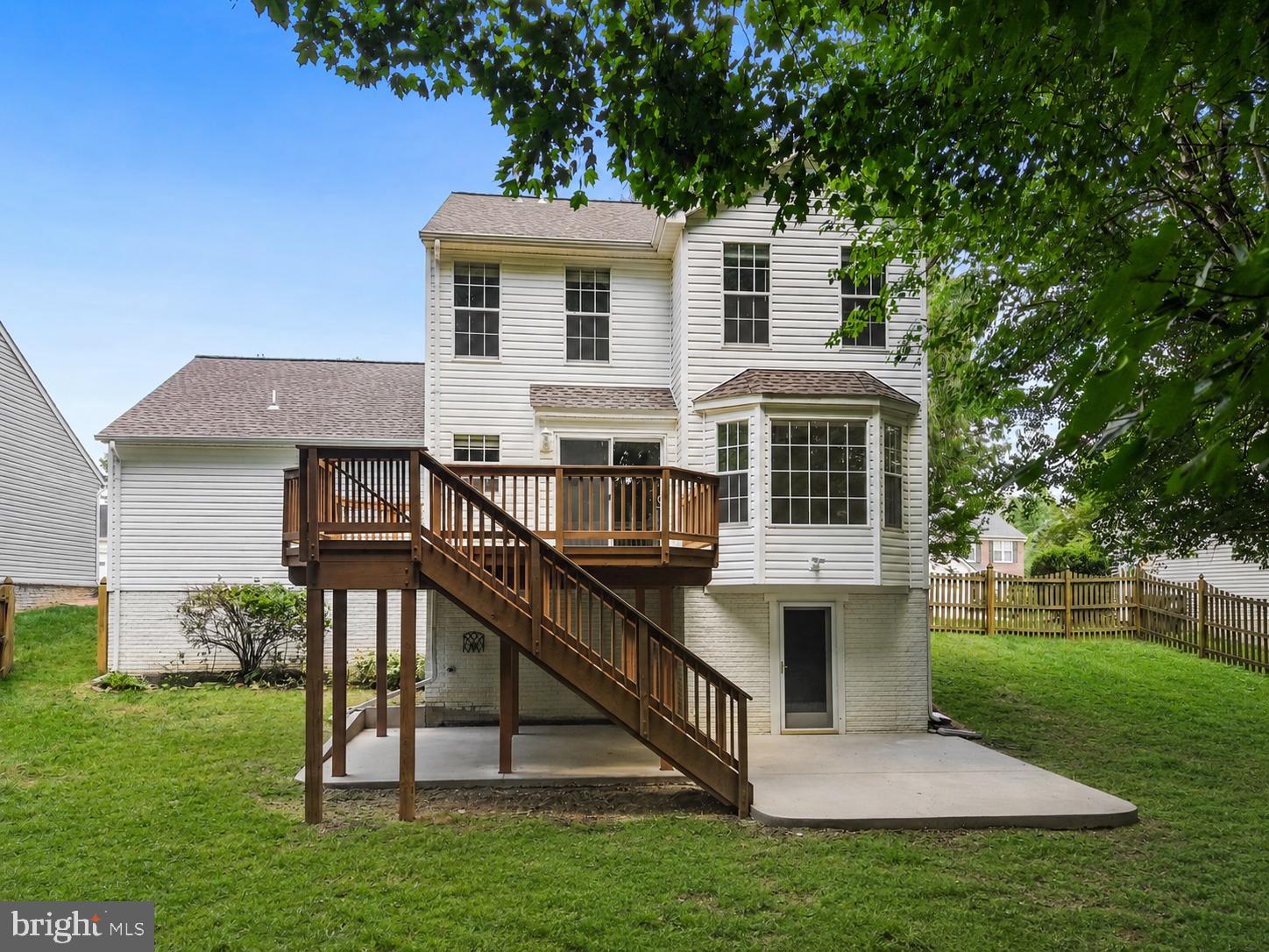 BLOOMS CROSSING - Residential