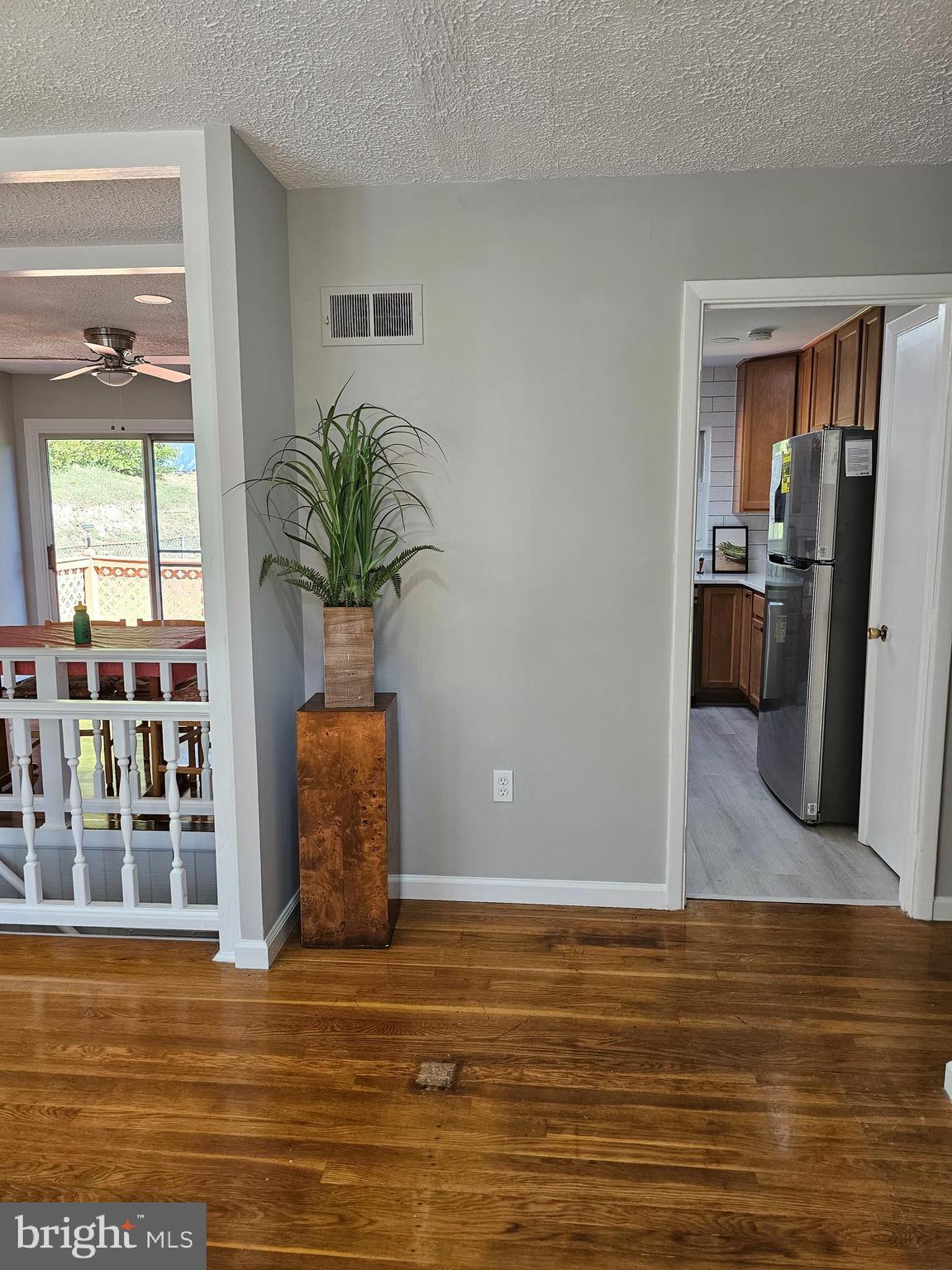 LONGVIEW - Residential