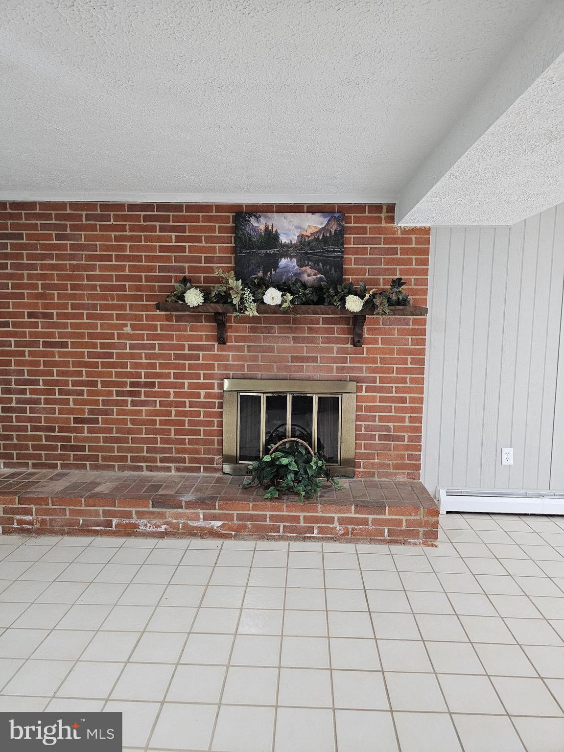 LONGVIEW - Residential